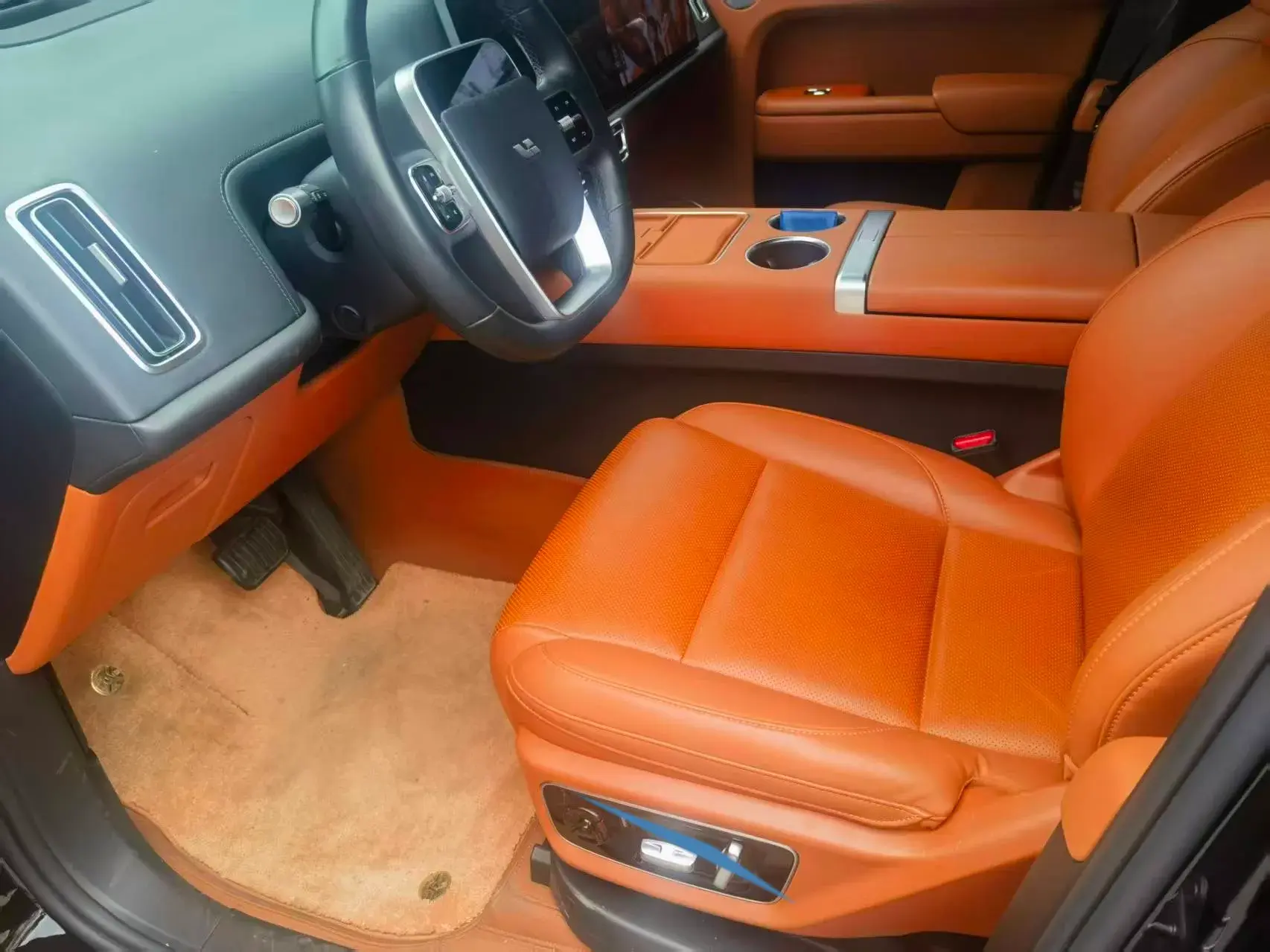 2023 LI L7 thumbnail 4