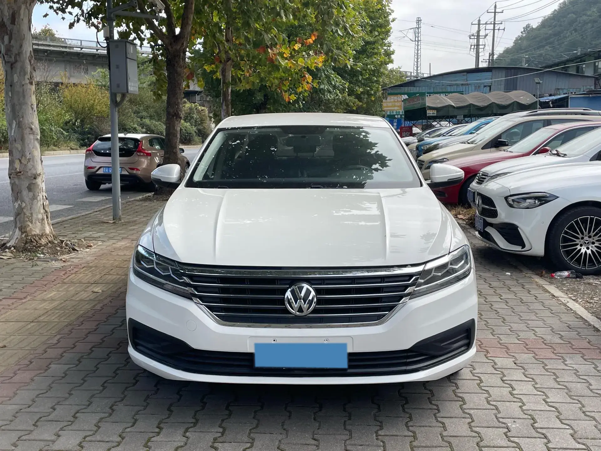 2022 VOLKSWAGEN LAVIDA thumbnail 3