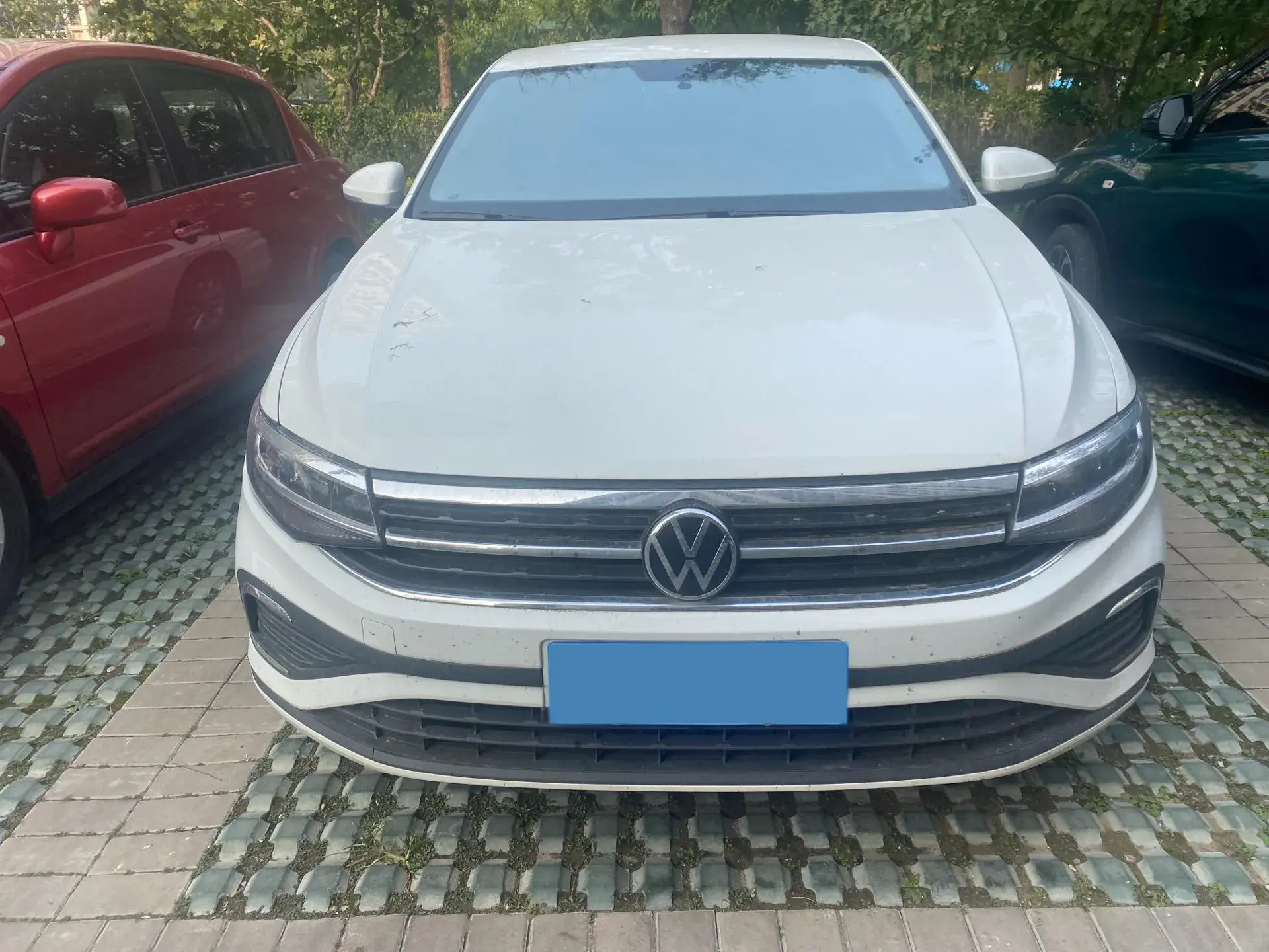 2023 VOLKSWAGEN BORA thumbnail 2