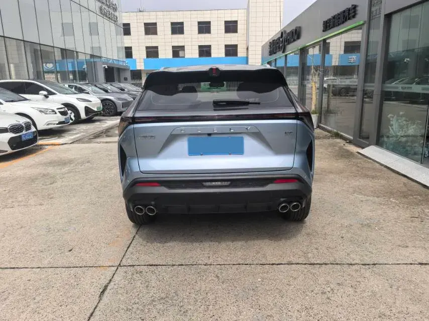 2023 GEELY AZKARRA thumbnail 4