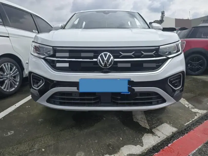 2023 VOLKSWAGEN TAYRON thumbnail 2