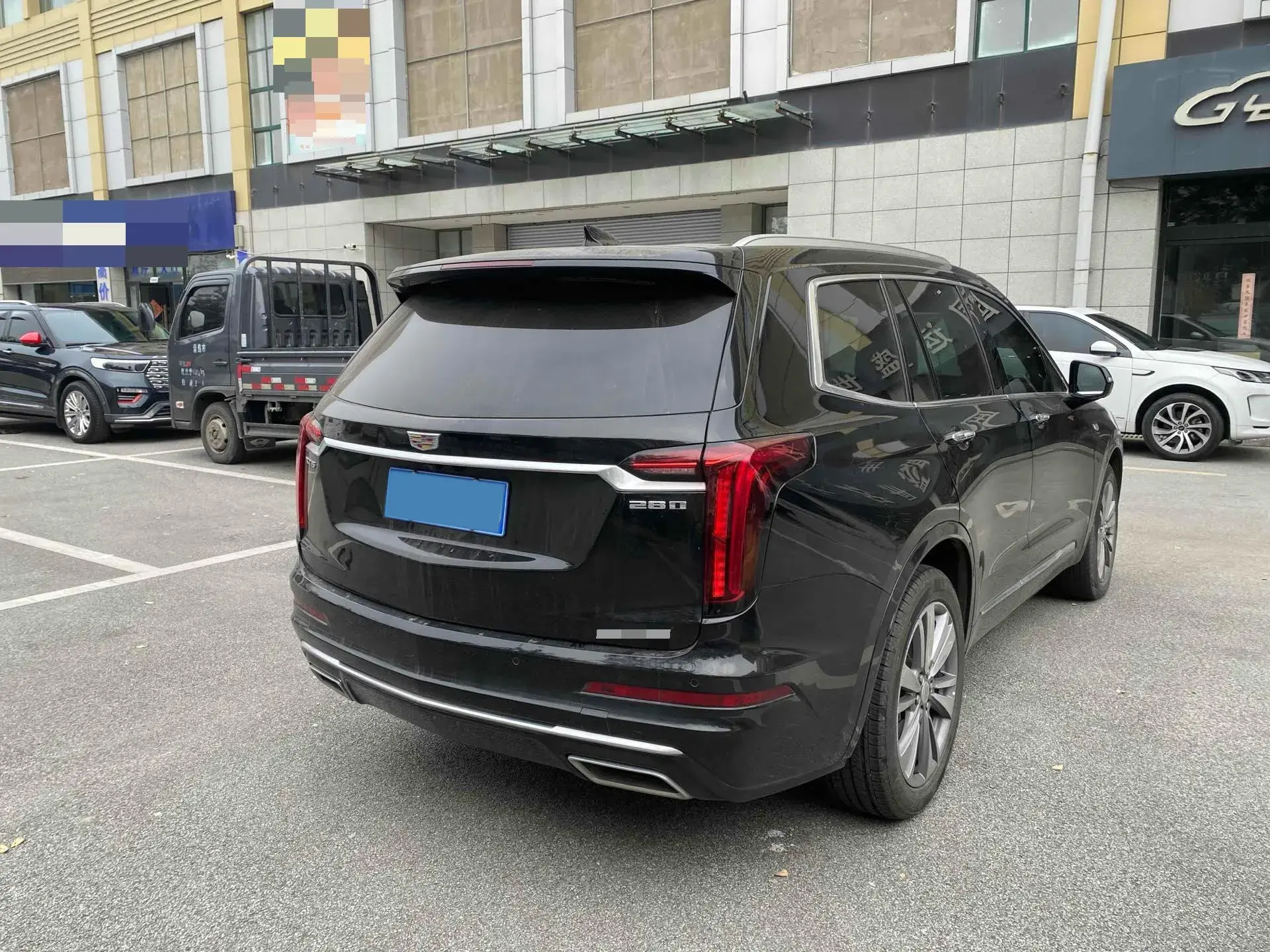 2021 CADILLAC XT6 thumbnail 4