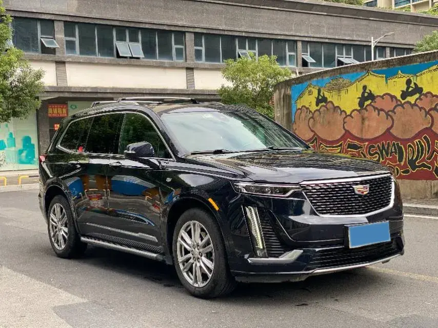 2022 CADILLAC XT6 thumbnail 2