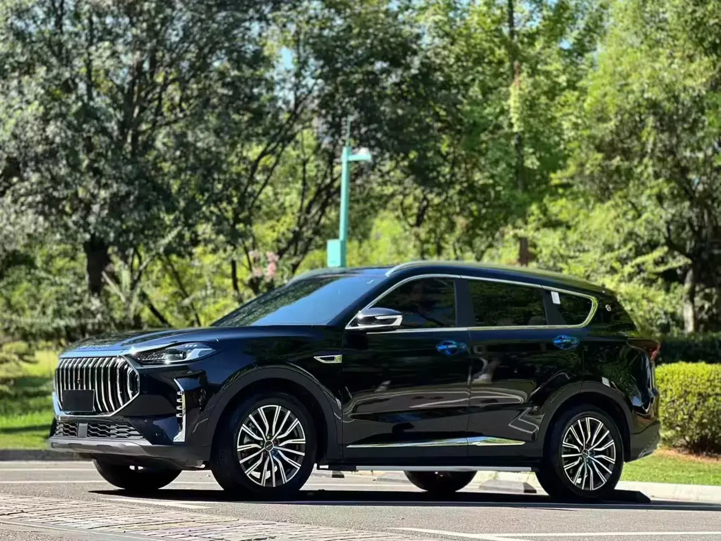 2023 JETOUR X70 view 1