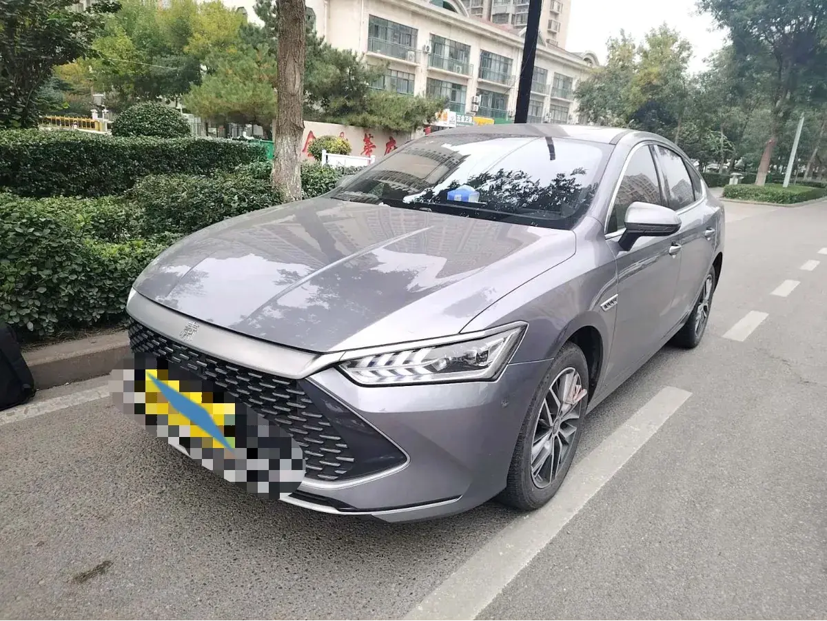 2023 BYD QIN view 1