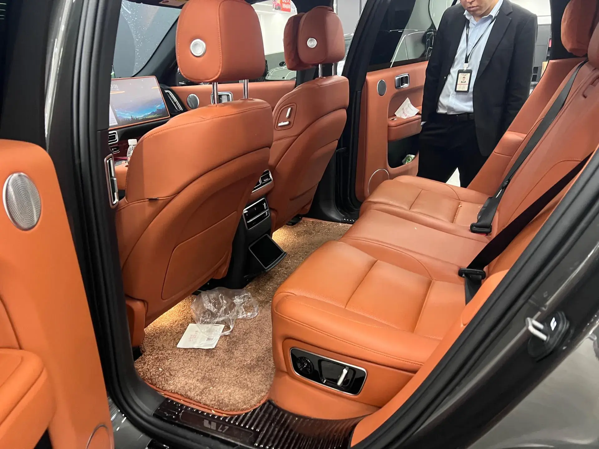 2023 LI L7 thumbnail 3