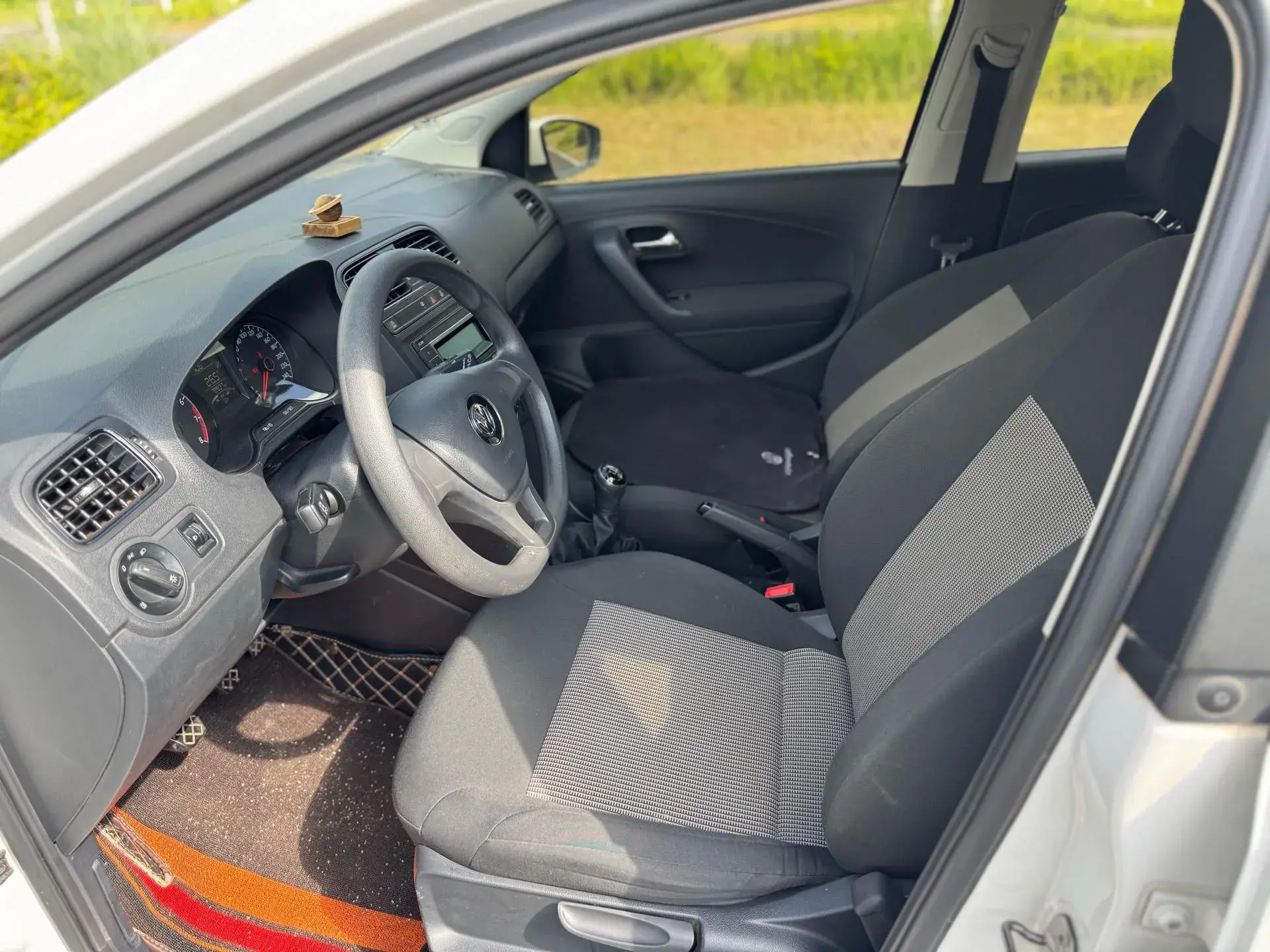 2018 VOLKSWAGEN POLO thumbnail 4