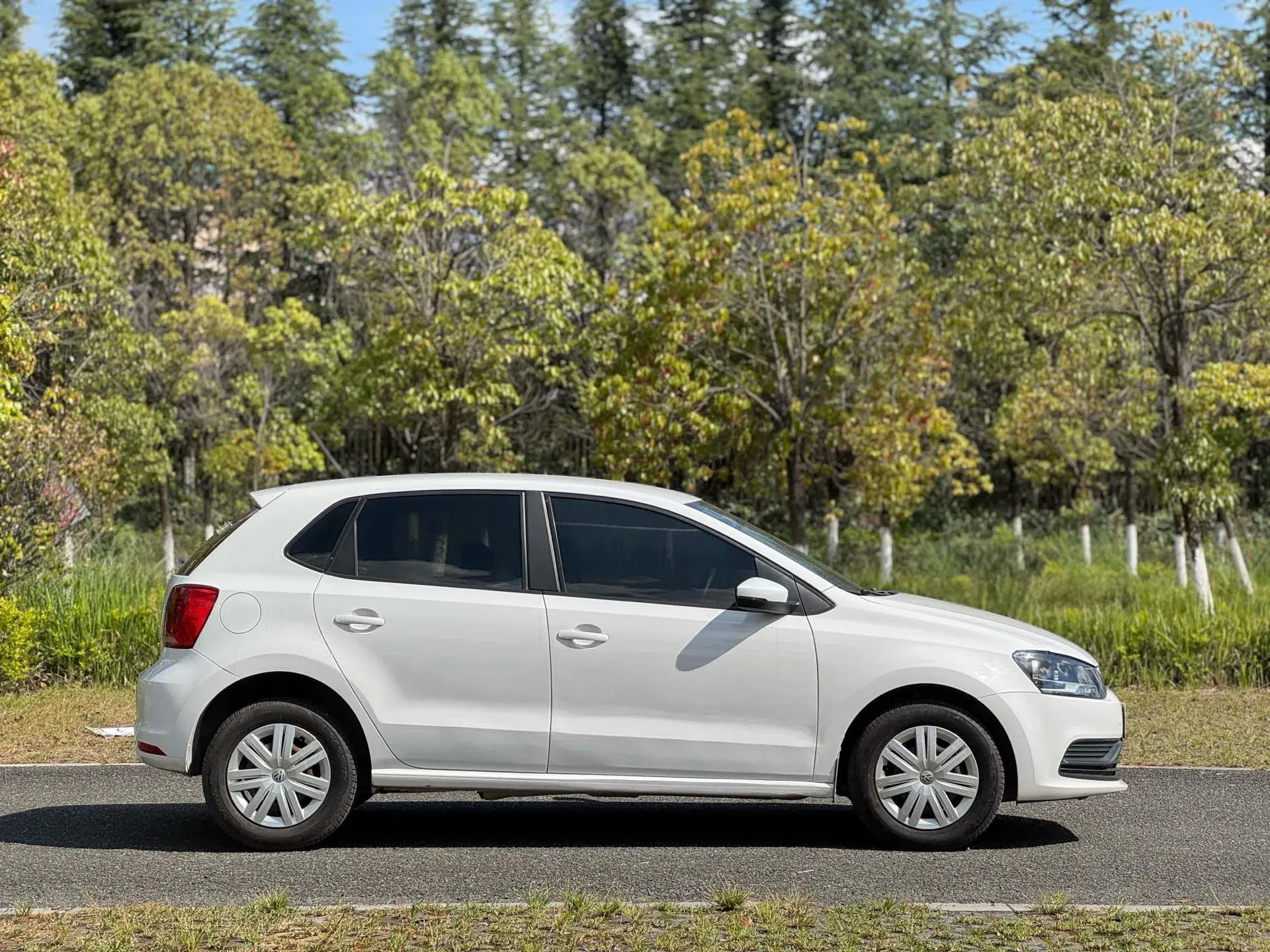 2018 VOLKSWAGEN POLO thumbnail 2