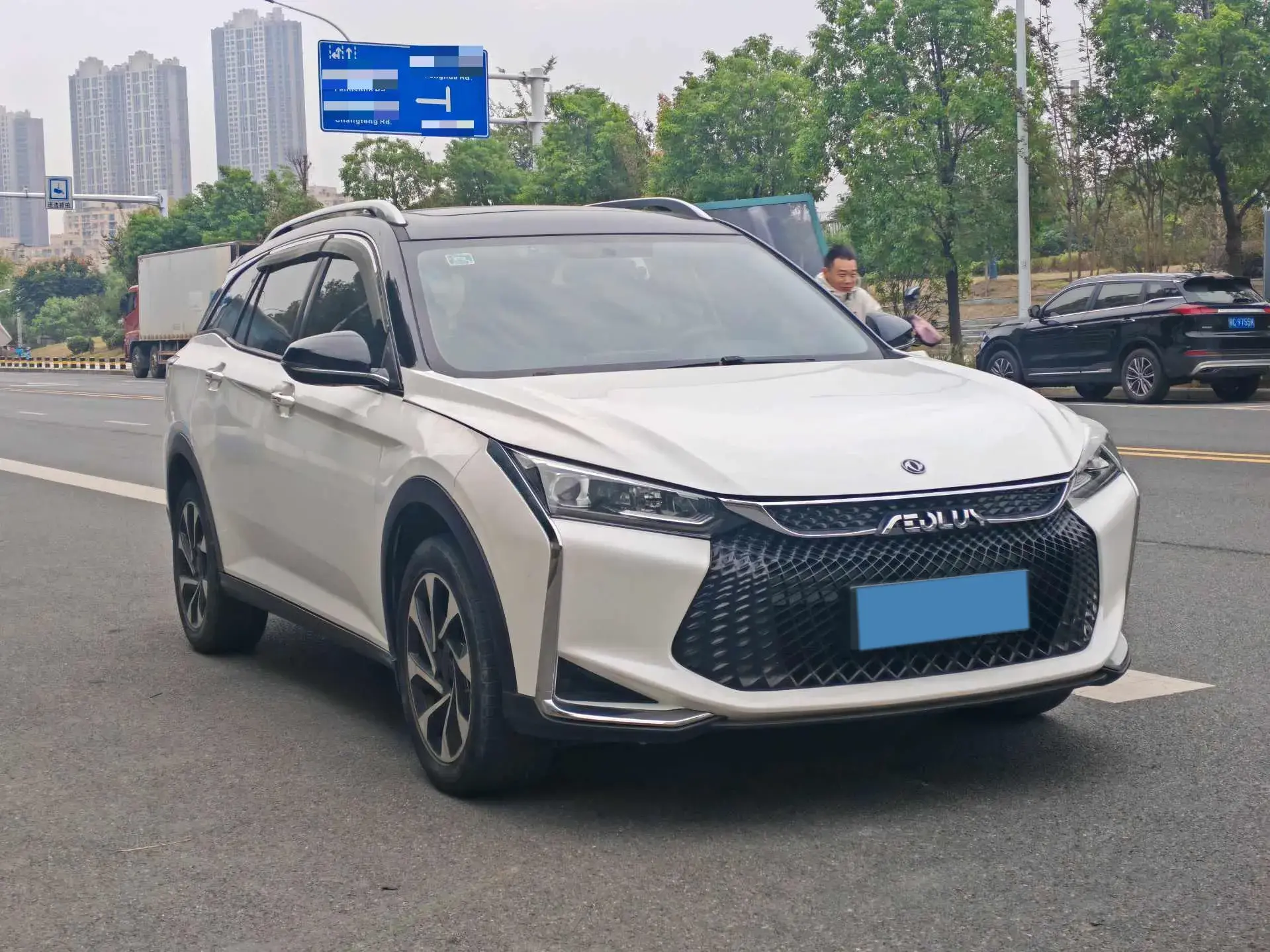 2020 DONGFENG AEOLUS thumbnail 3