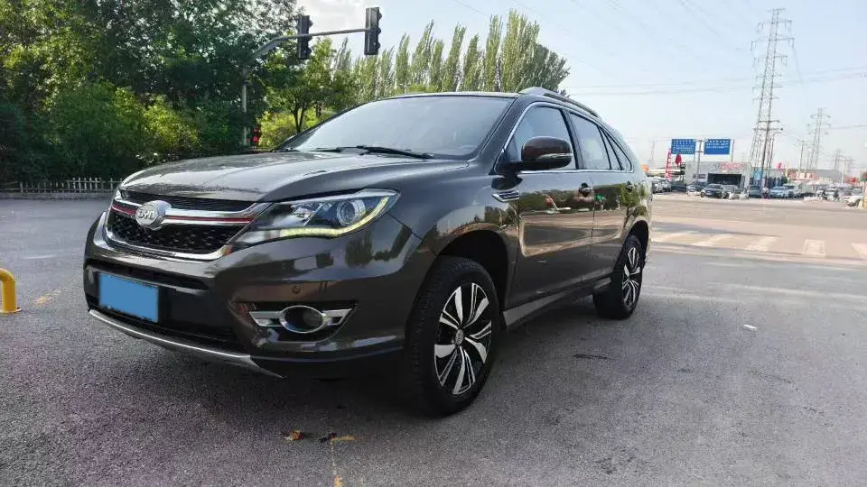 2017 BYD S7 2.0T 205HP L4 6DCT