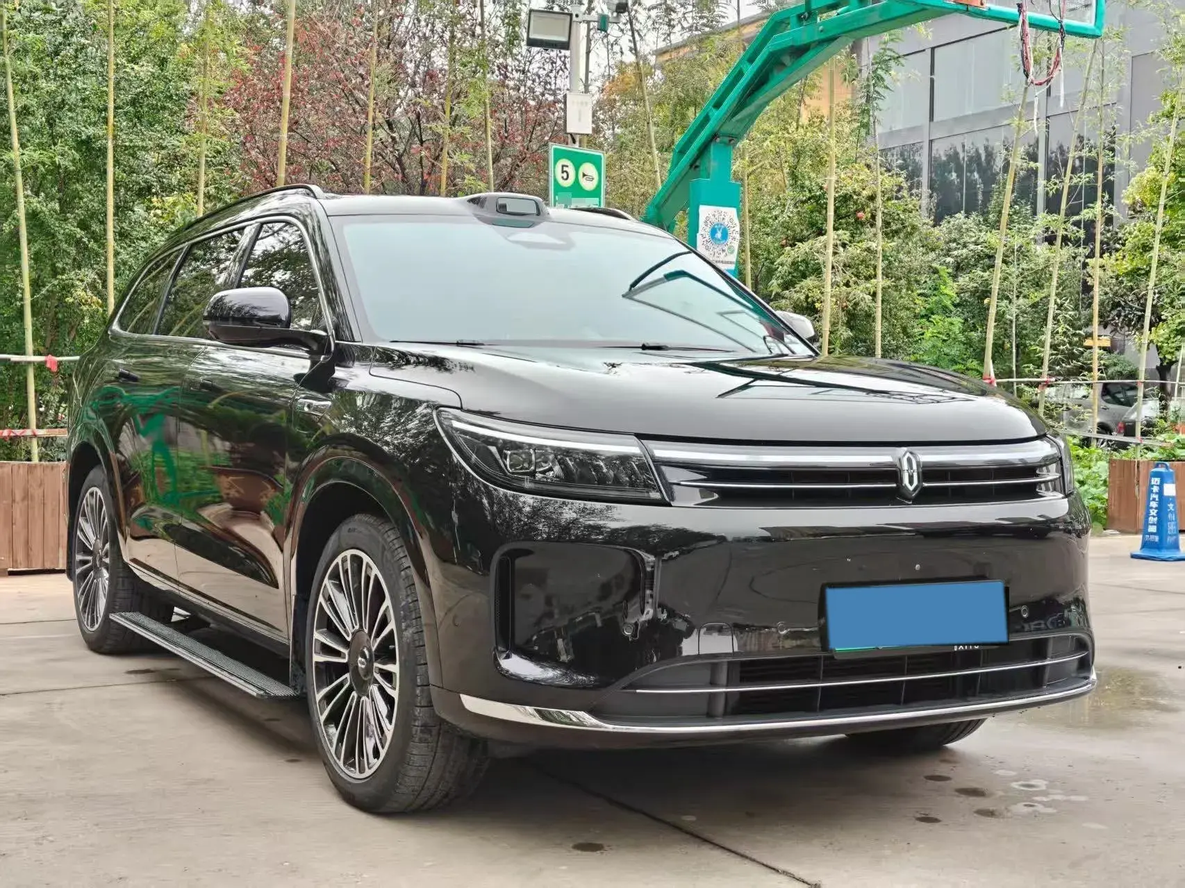 2024 AITO AITO thumbnail 3