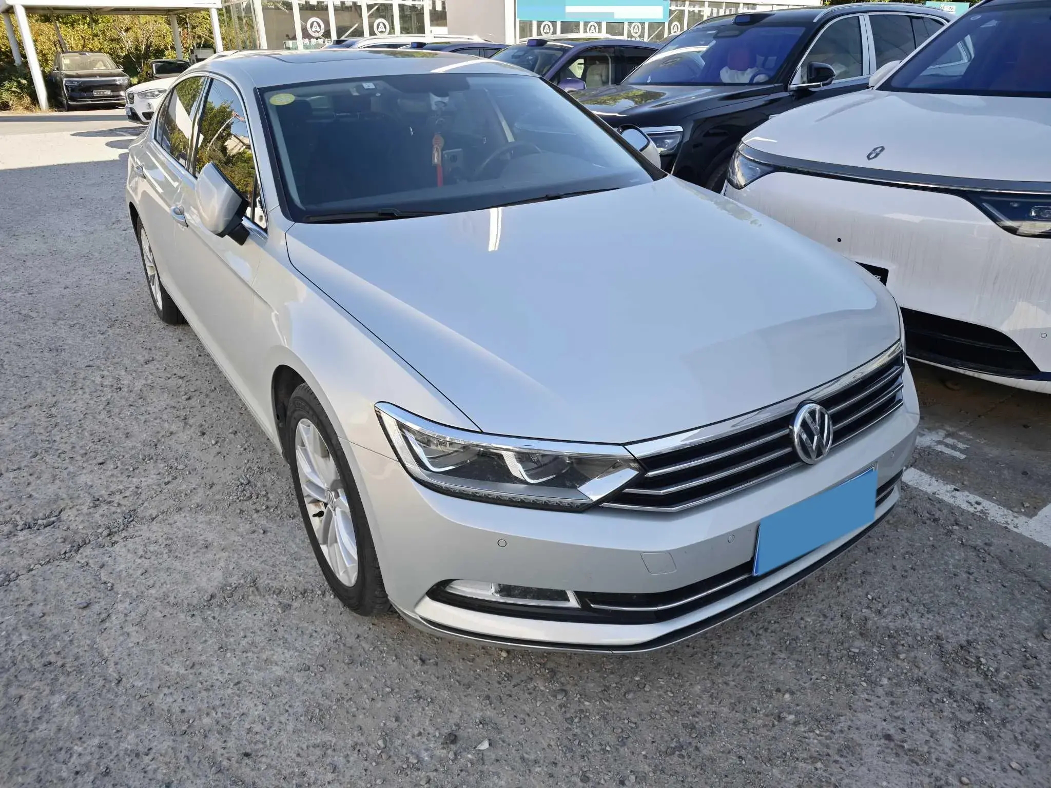 2018 VOLKSWAGEN MAGOTAN thumbnail 2