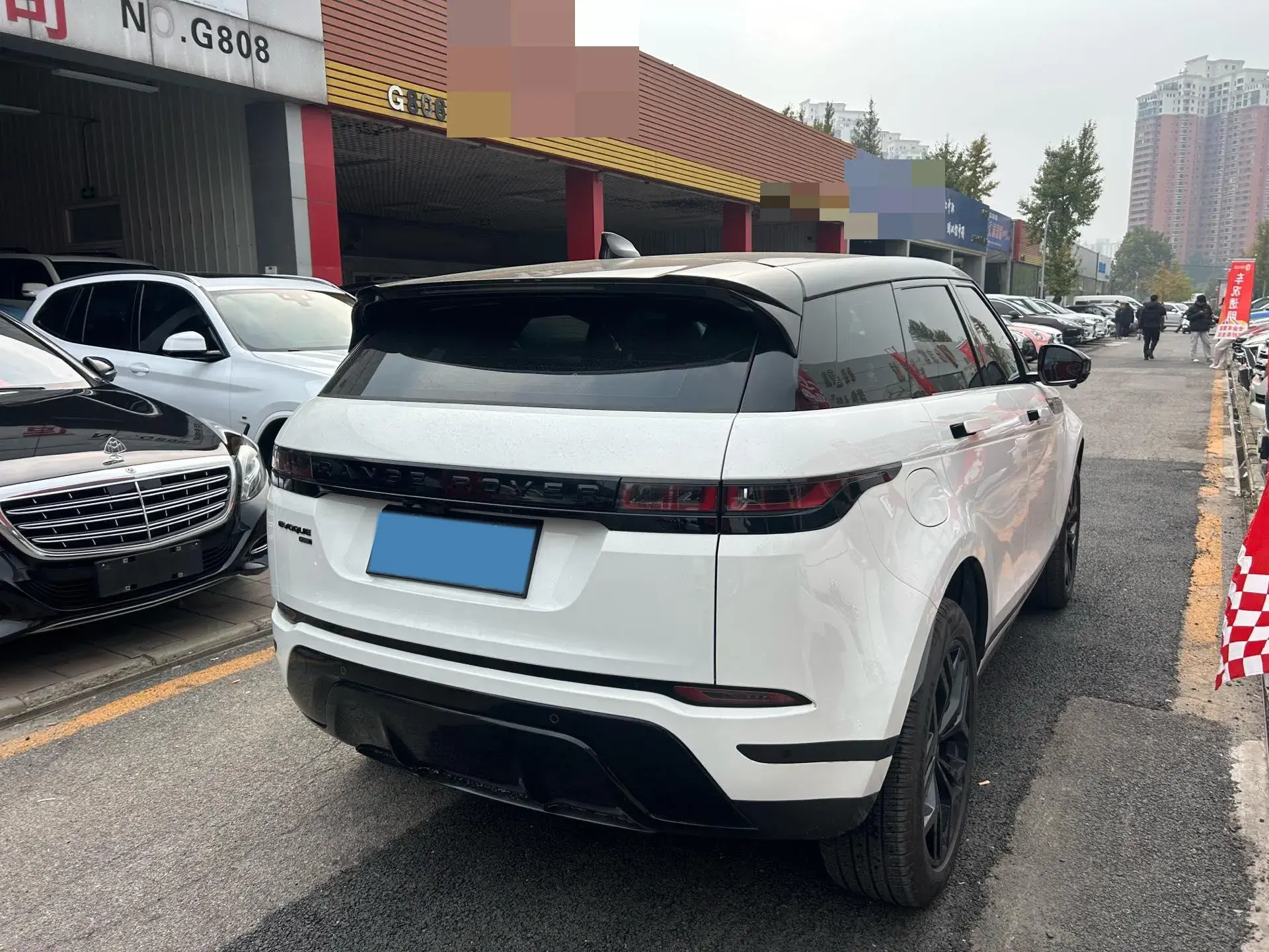 2020 LAND ROVER thumbnail 3