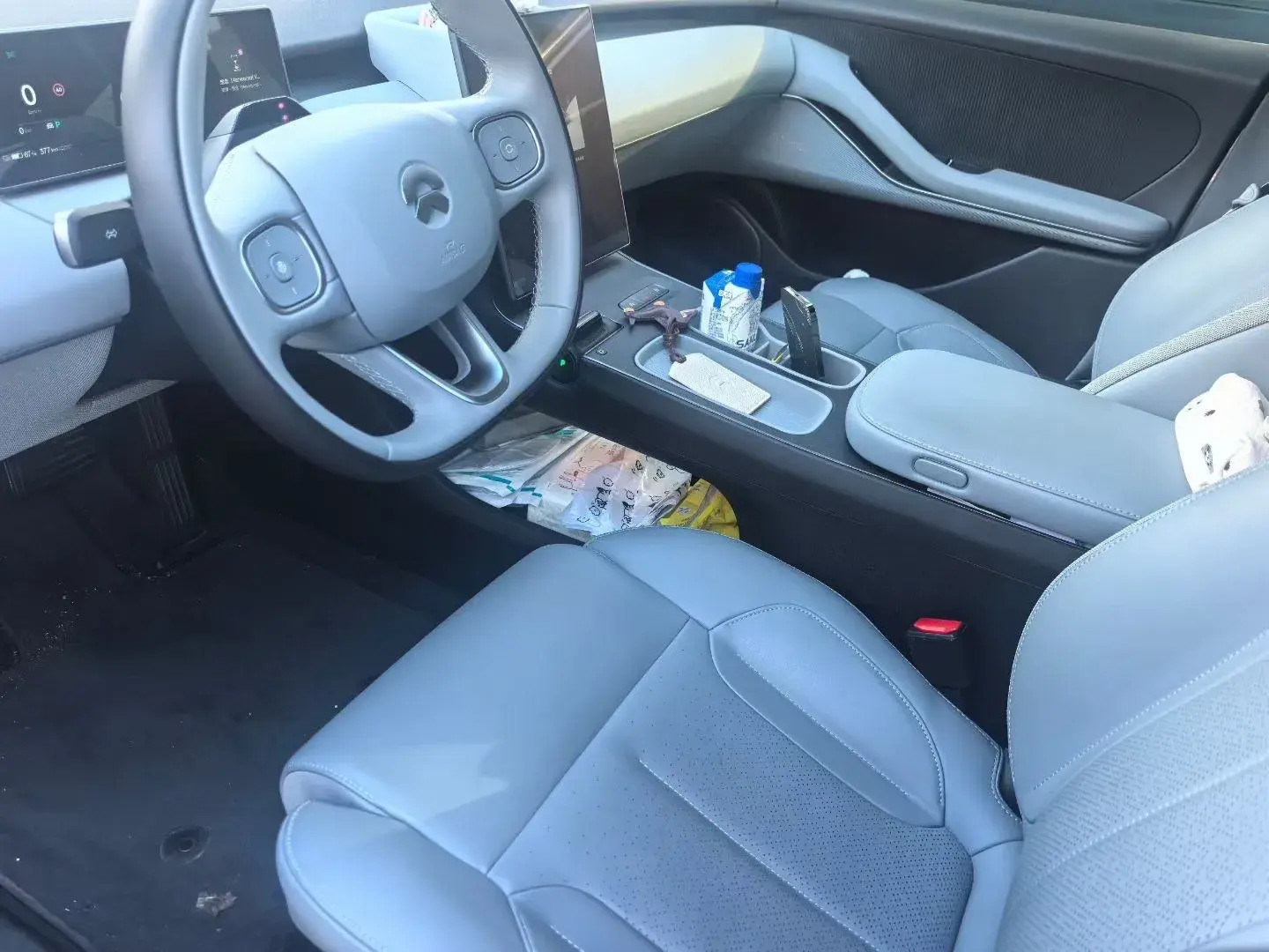 2024 NIO ET5 thumbnail 3