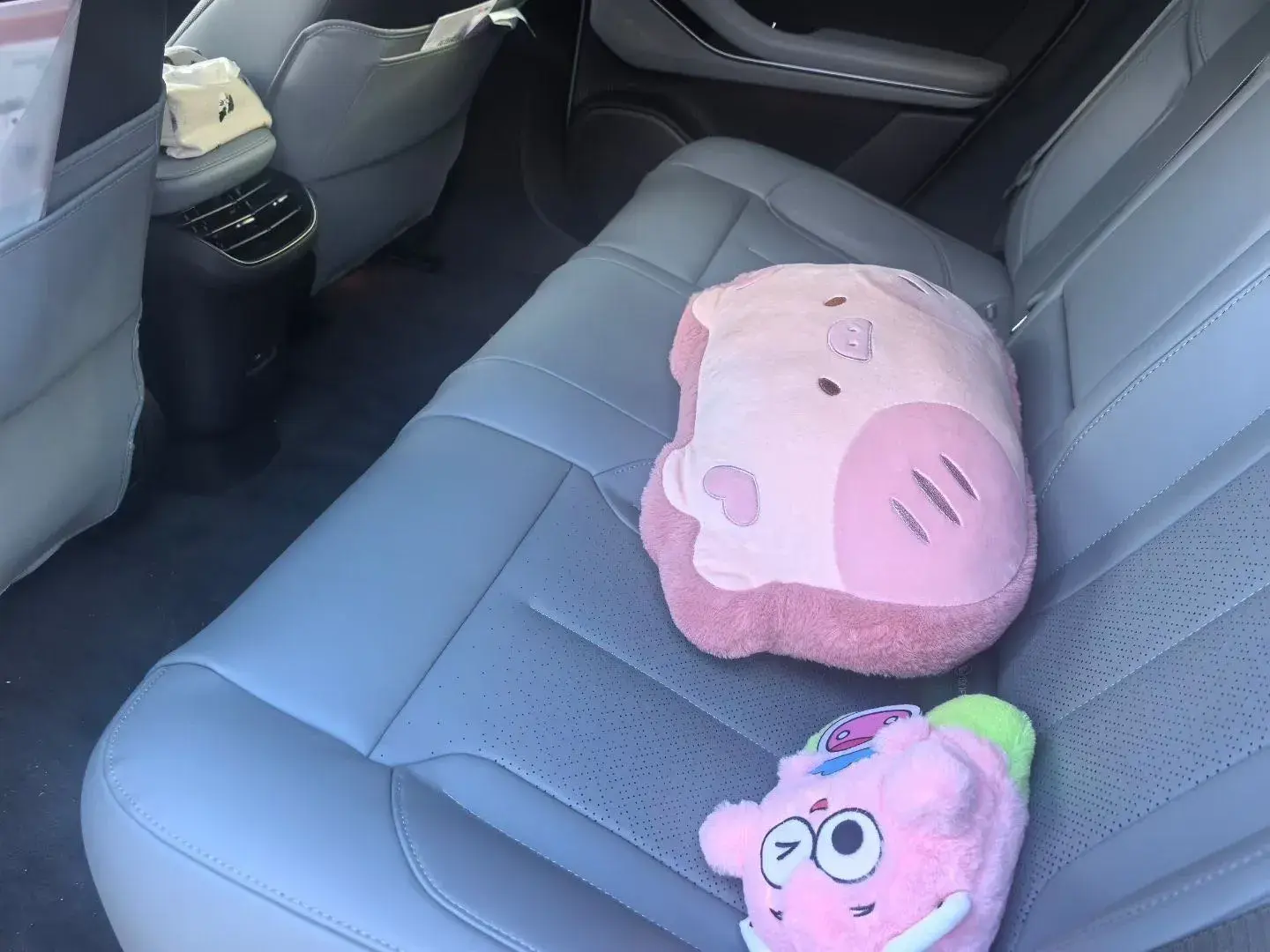 2024 NIO ET5 thumbnail 2