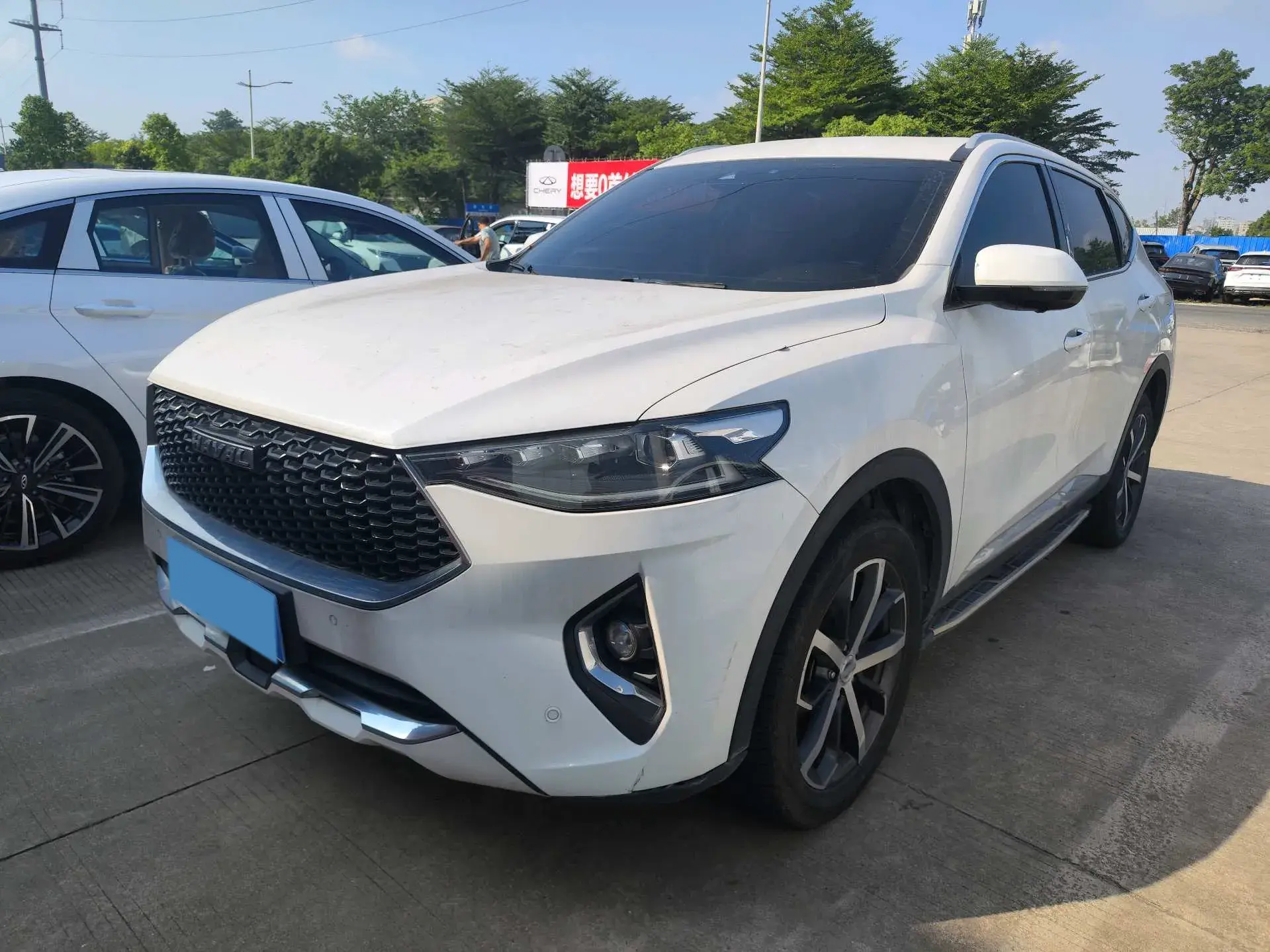 2019 HAVAL F7 view 1
