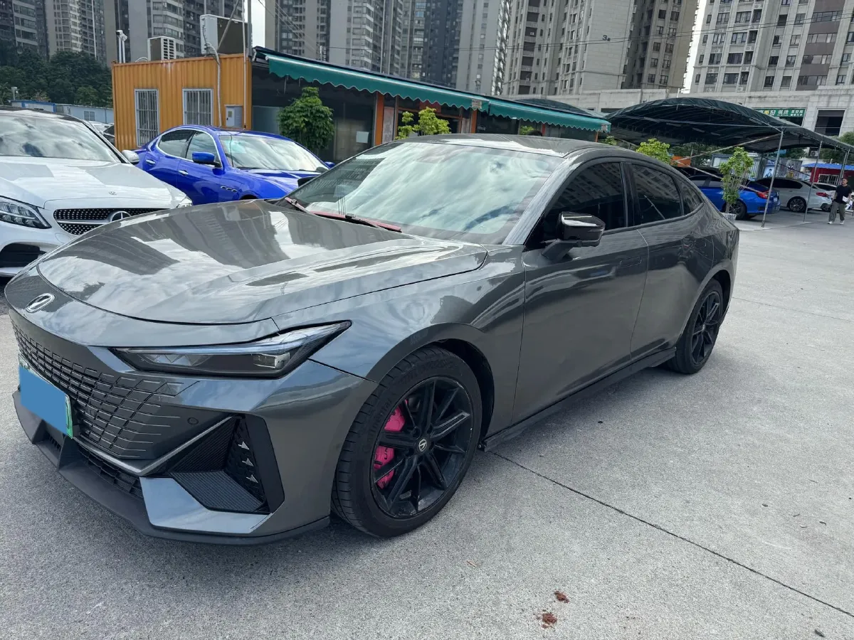 2023 ChangAn UNI-V iDD 1.5T 170HP L4 6TCT PHEV 18.4KWH,autocango,china used car exporter,china ev exporter,chinese used car exporter,chinese used ev exporter