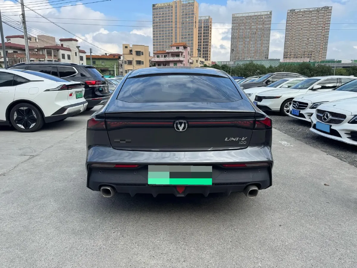 2023 ChangAn UNI-V iDD 1.5T 170HP L4 6TCT PHEV 18.4KWH,autocango,china used car exporter,china ev exporter,chinese used car exporter,chinese used ev exporter