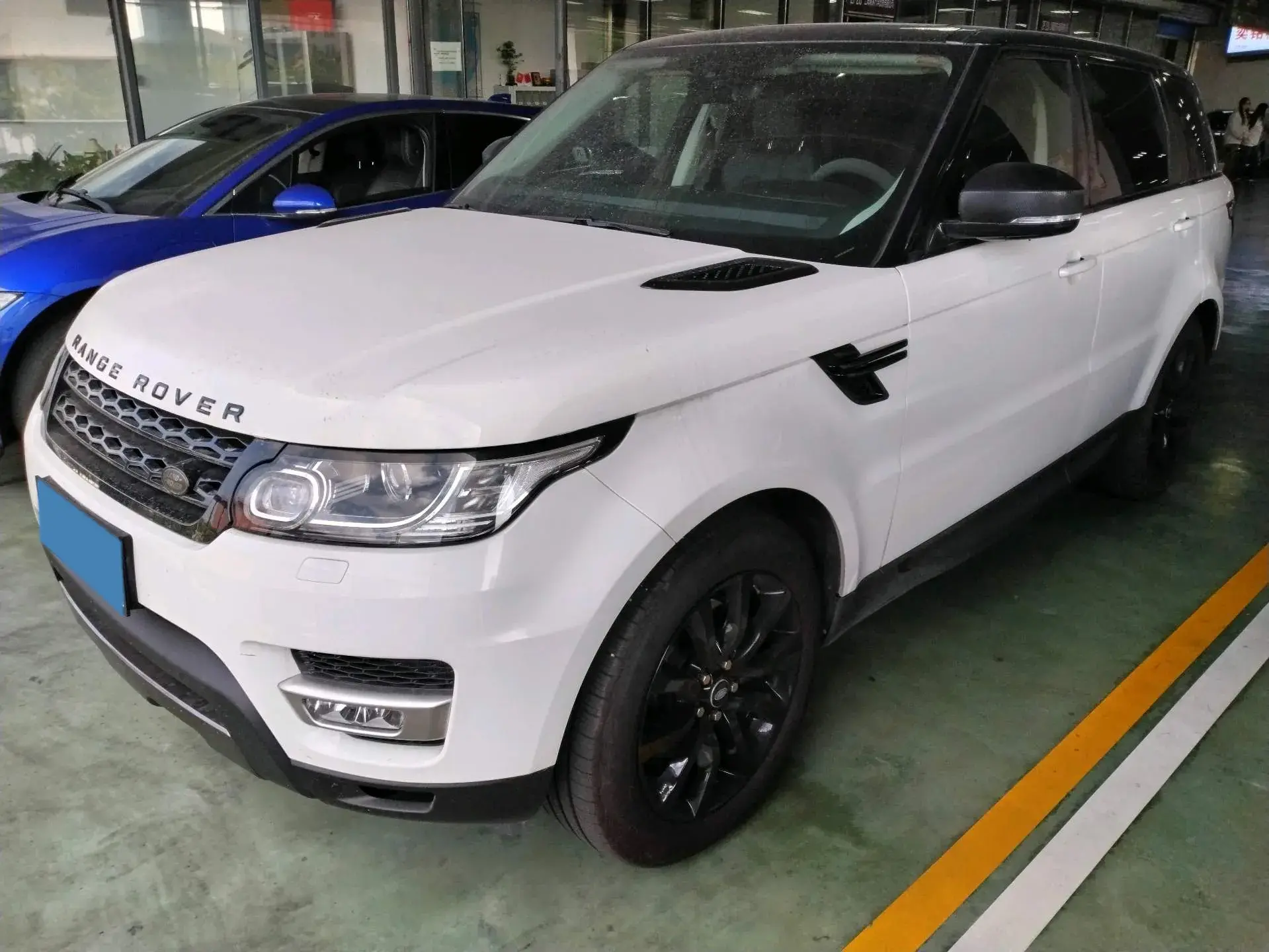 2017 LAND ROVER view 1