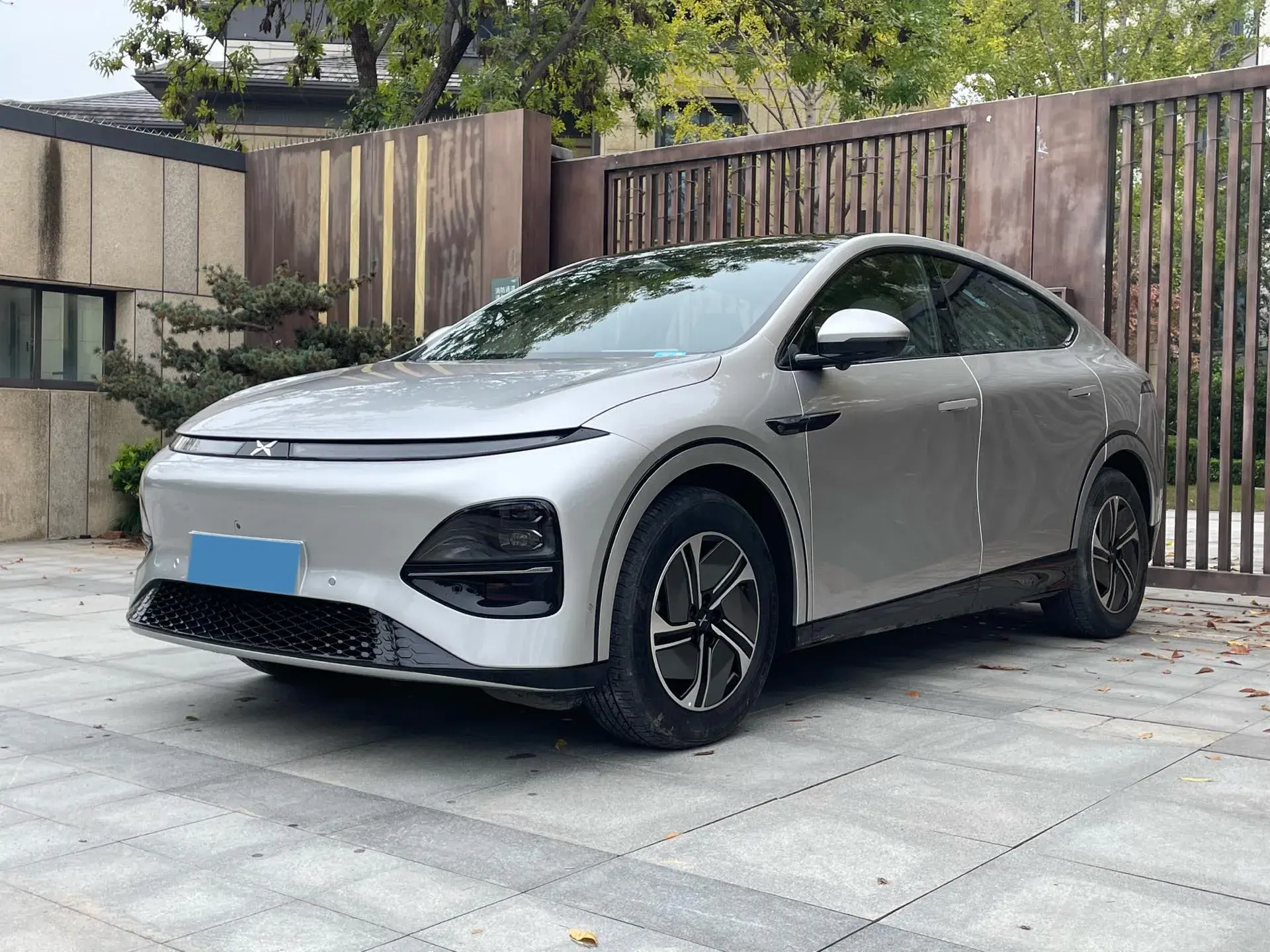 2023 XPENG G6 view 1