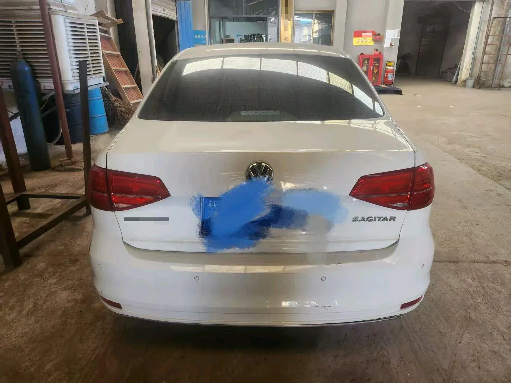 2018 VOLKSWAGEN SAGITAR thumbnail 4