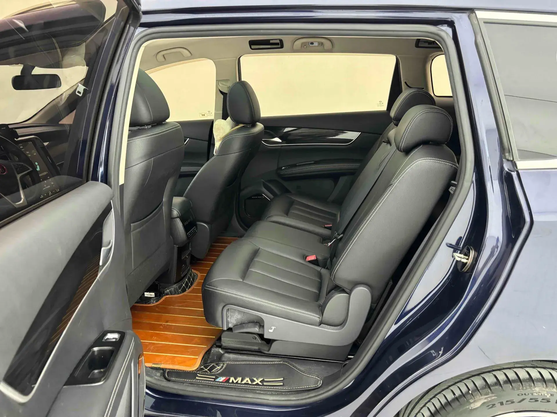 2017 BYD SONG thumbnail 3