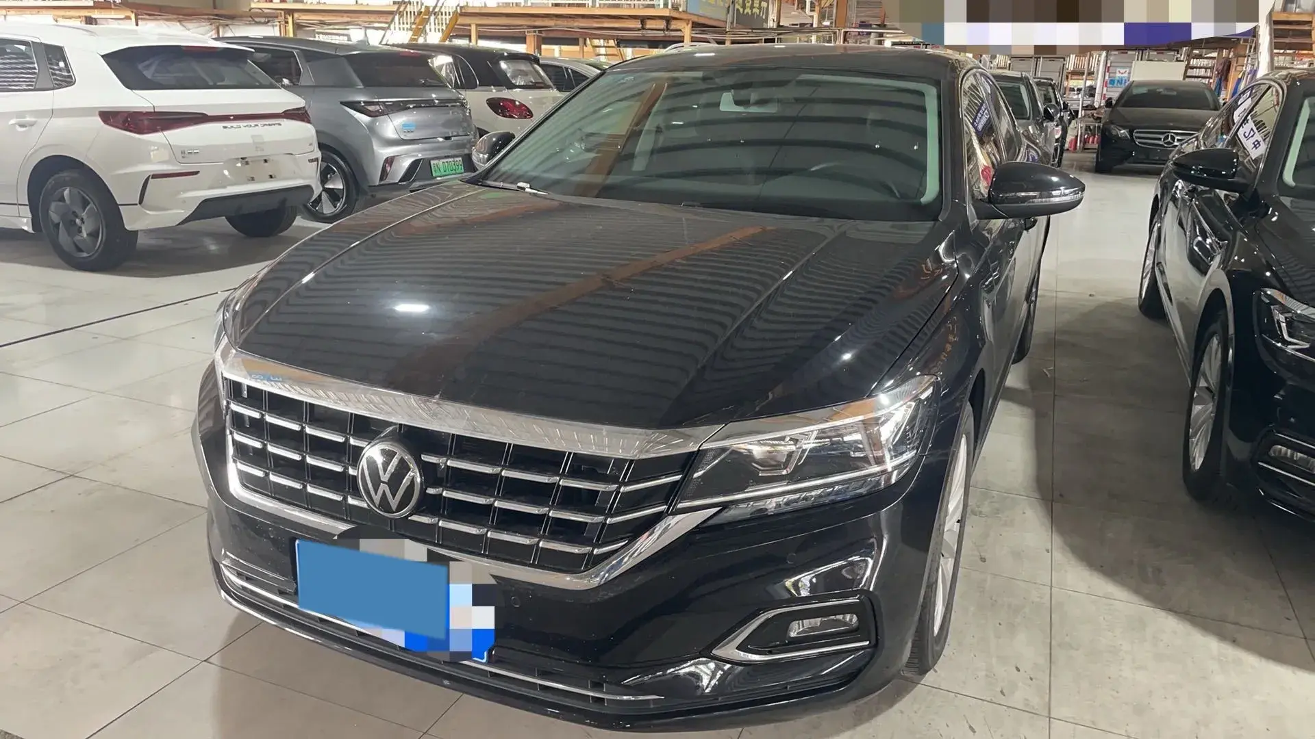 2020 VOLKSWAGEN PASSAT view 1