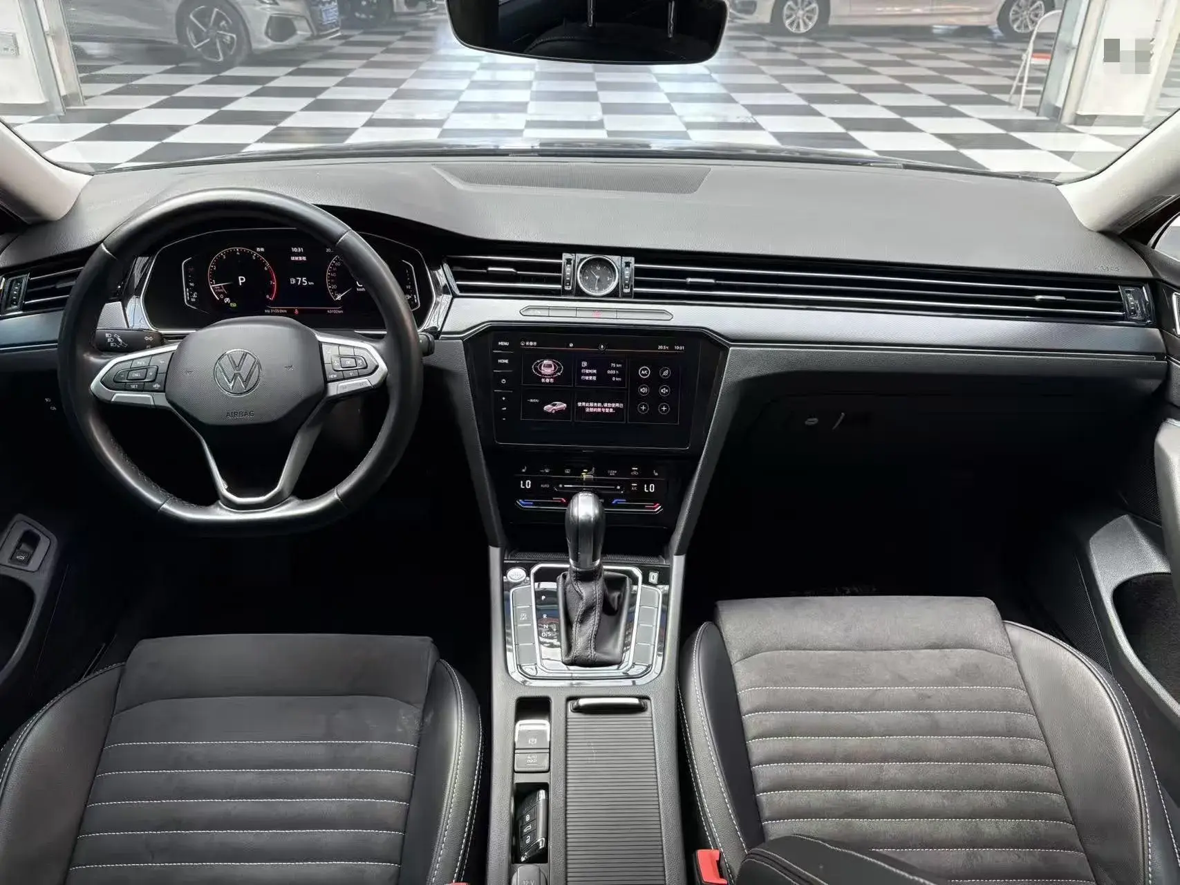 2021 VOLKSWAGEN MAGOTAN thumbnail 4