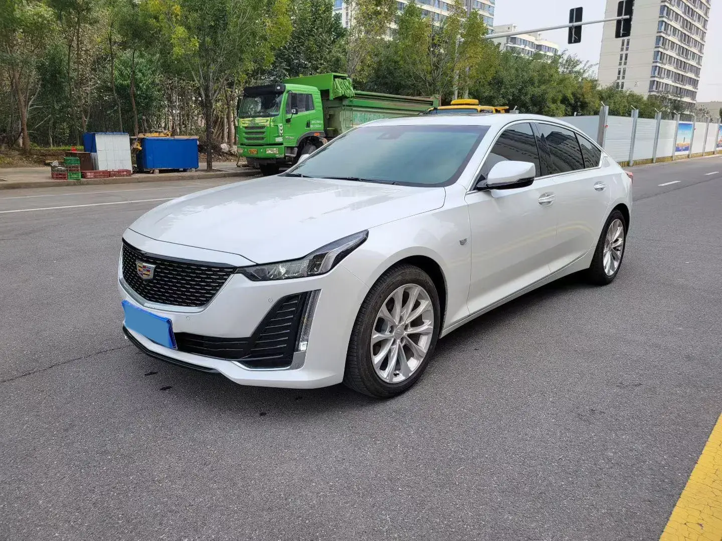 2023 CADILLAC CT5 view 1