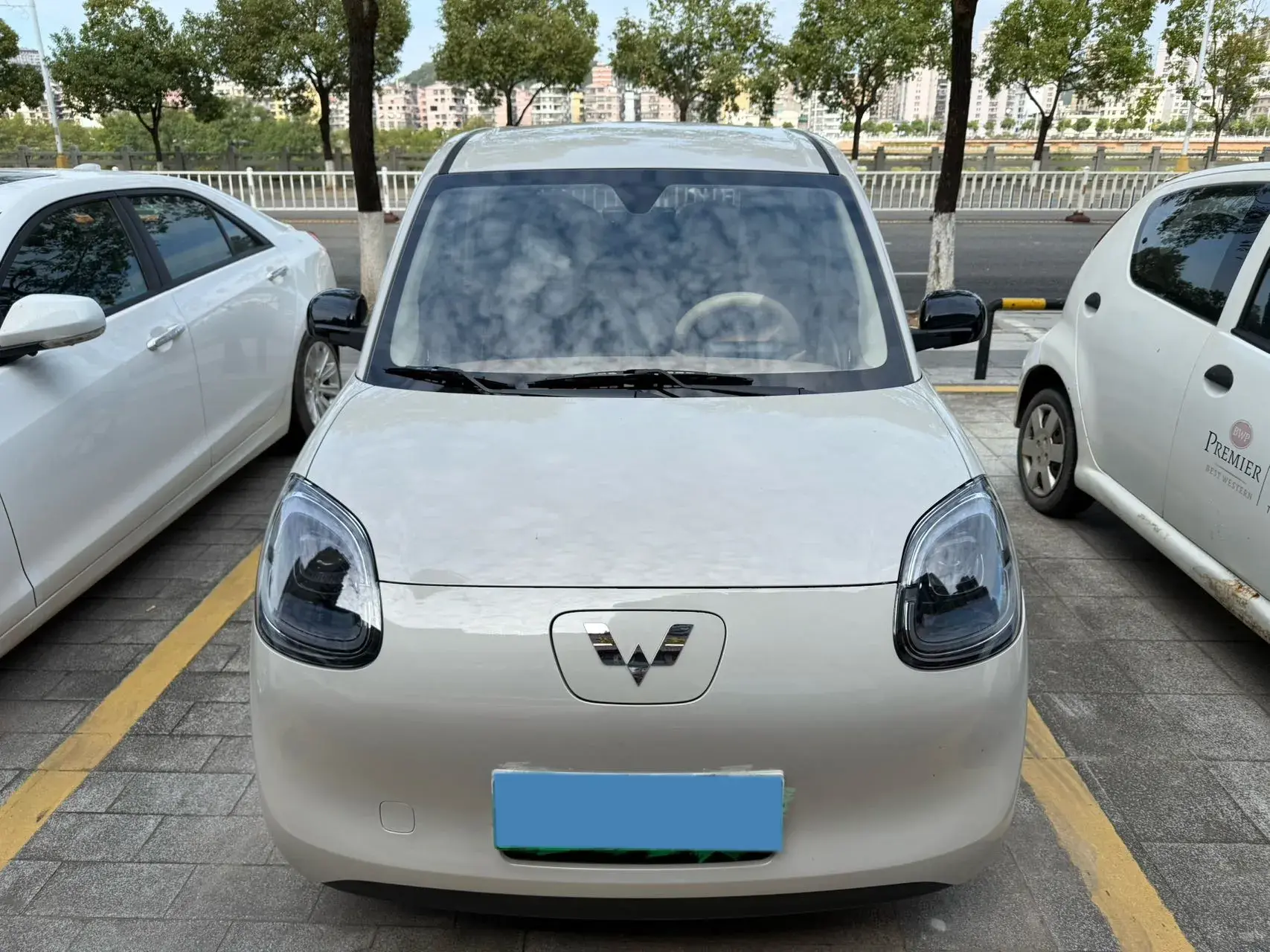 2025 WULING HONGGUANG thumbnail 2
