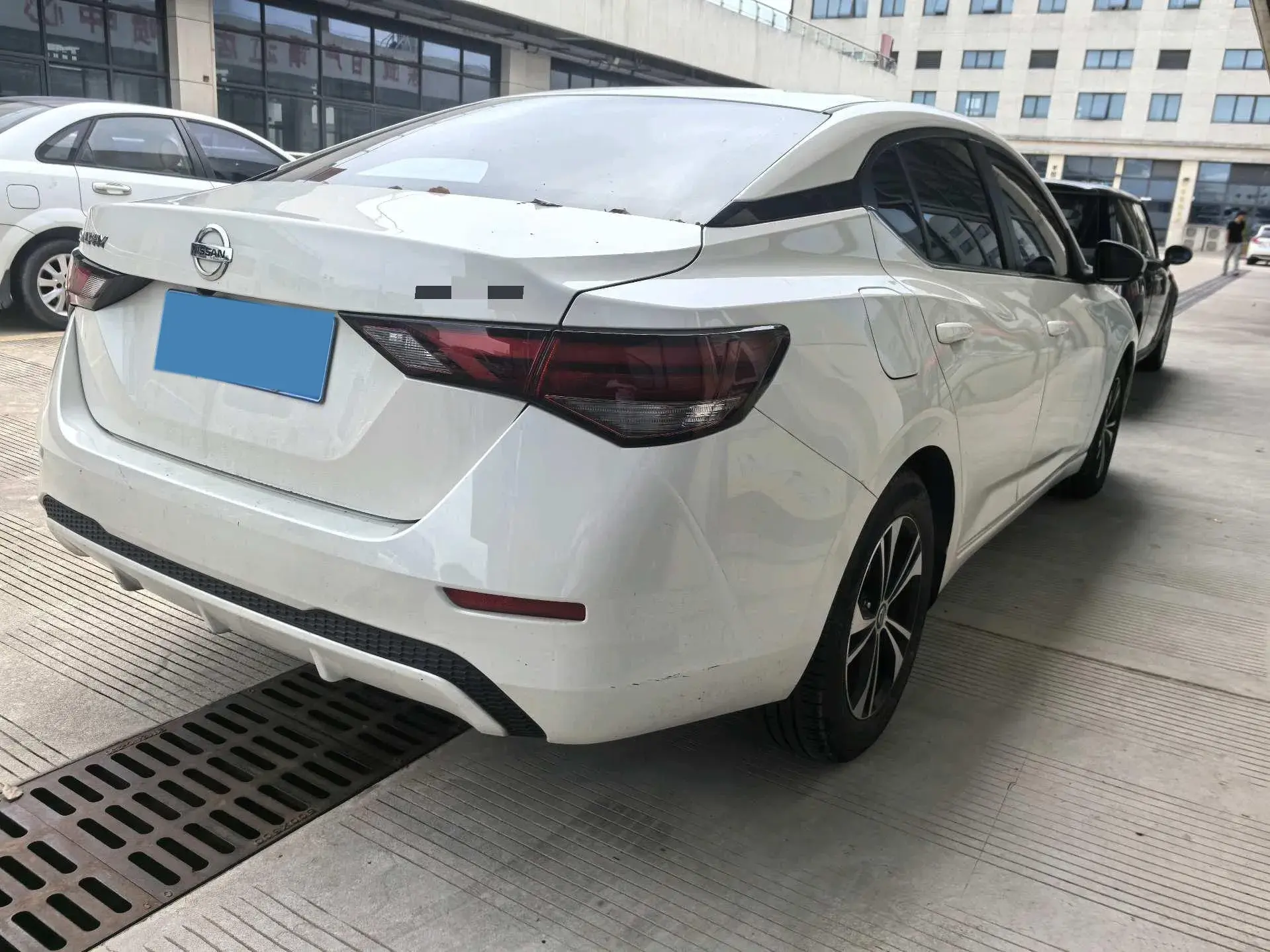 2022 NISSAN SYLPHY thumbnail 4