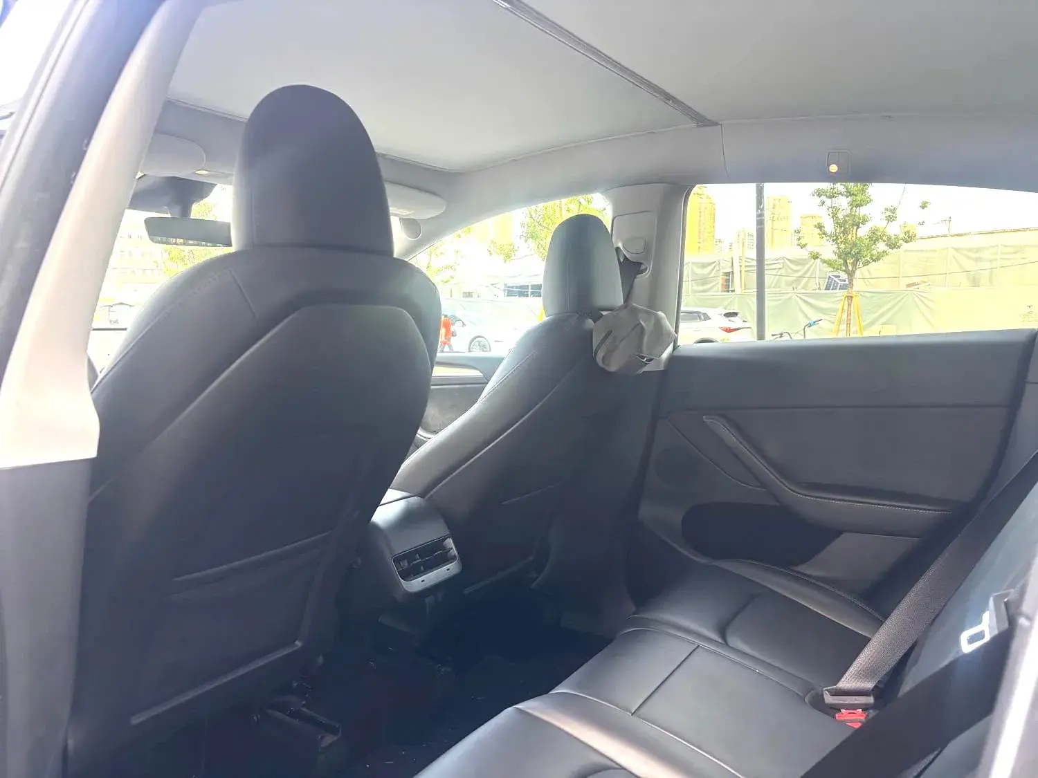 2022 TESLA MODEL thumbnail 4