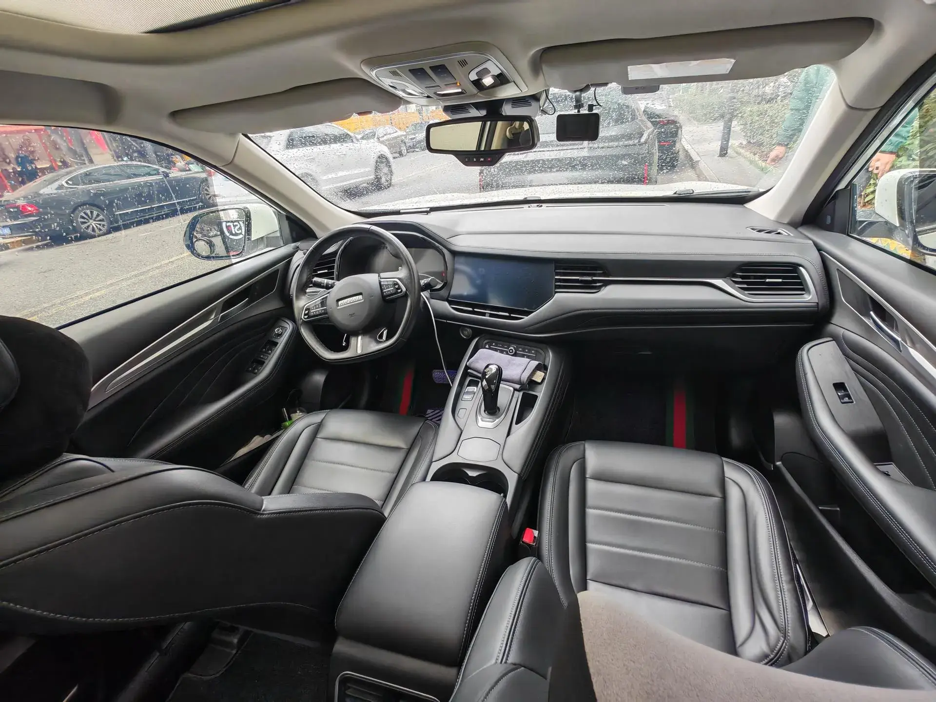 2020 HAVAL F7 thumbnail 3