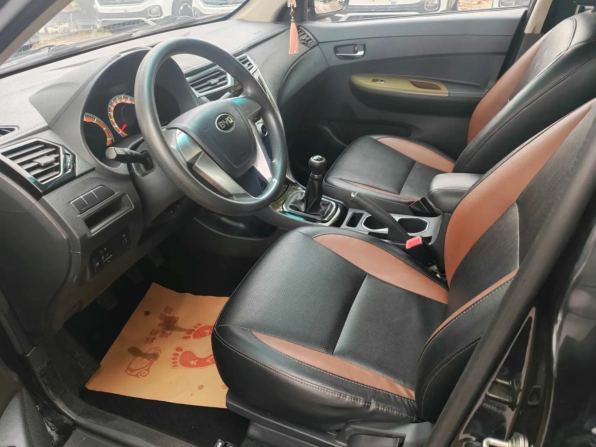 2016 BYD F3 thumbnail 4