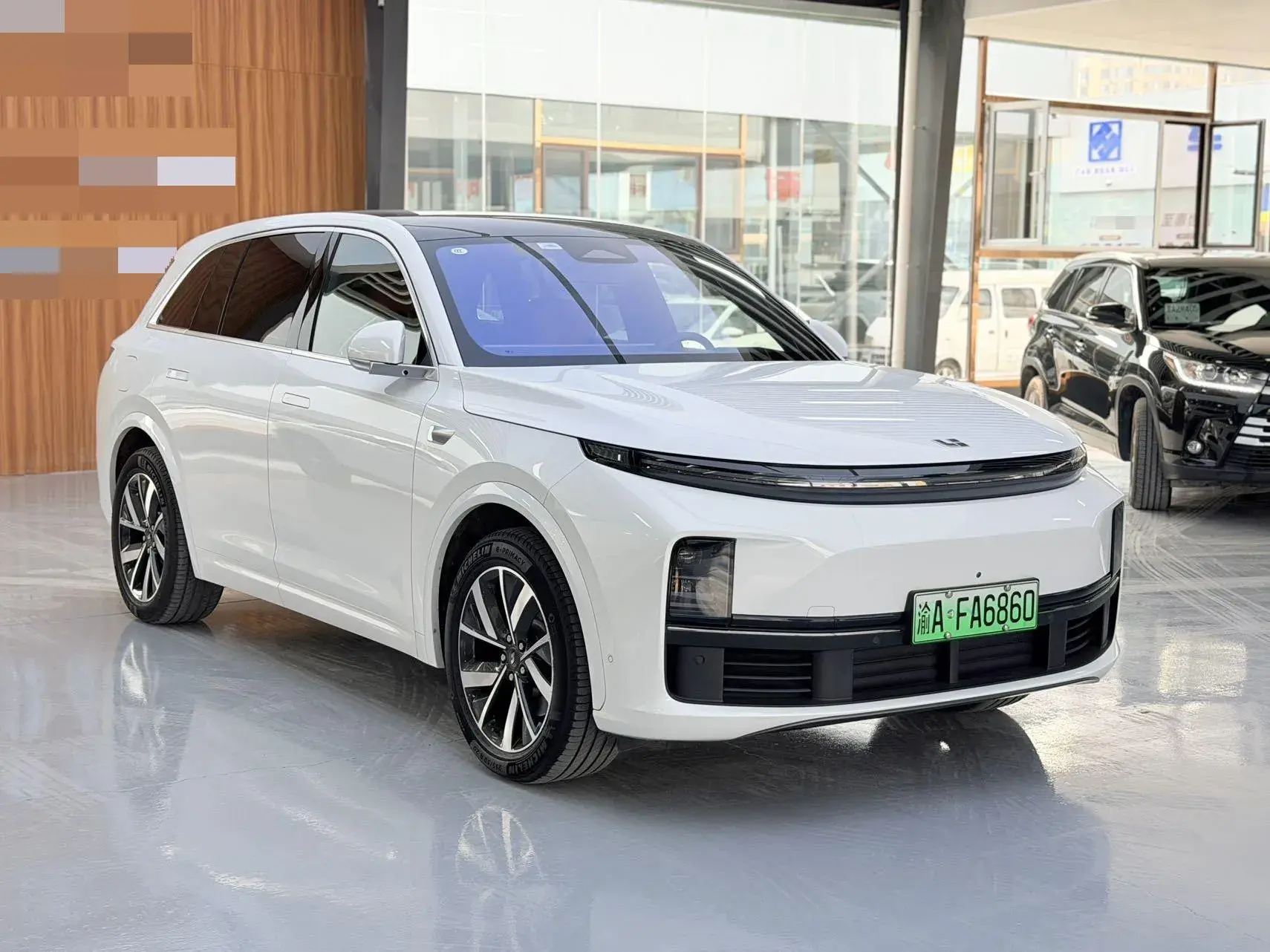 2023 LI L7 thumbnail 3