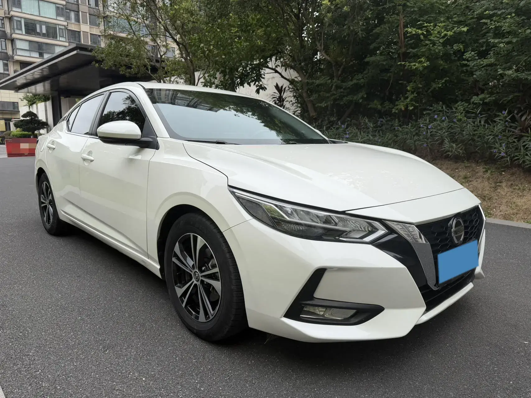 2021 NISSAN SYLPHY thumbnail 3