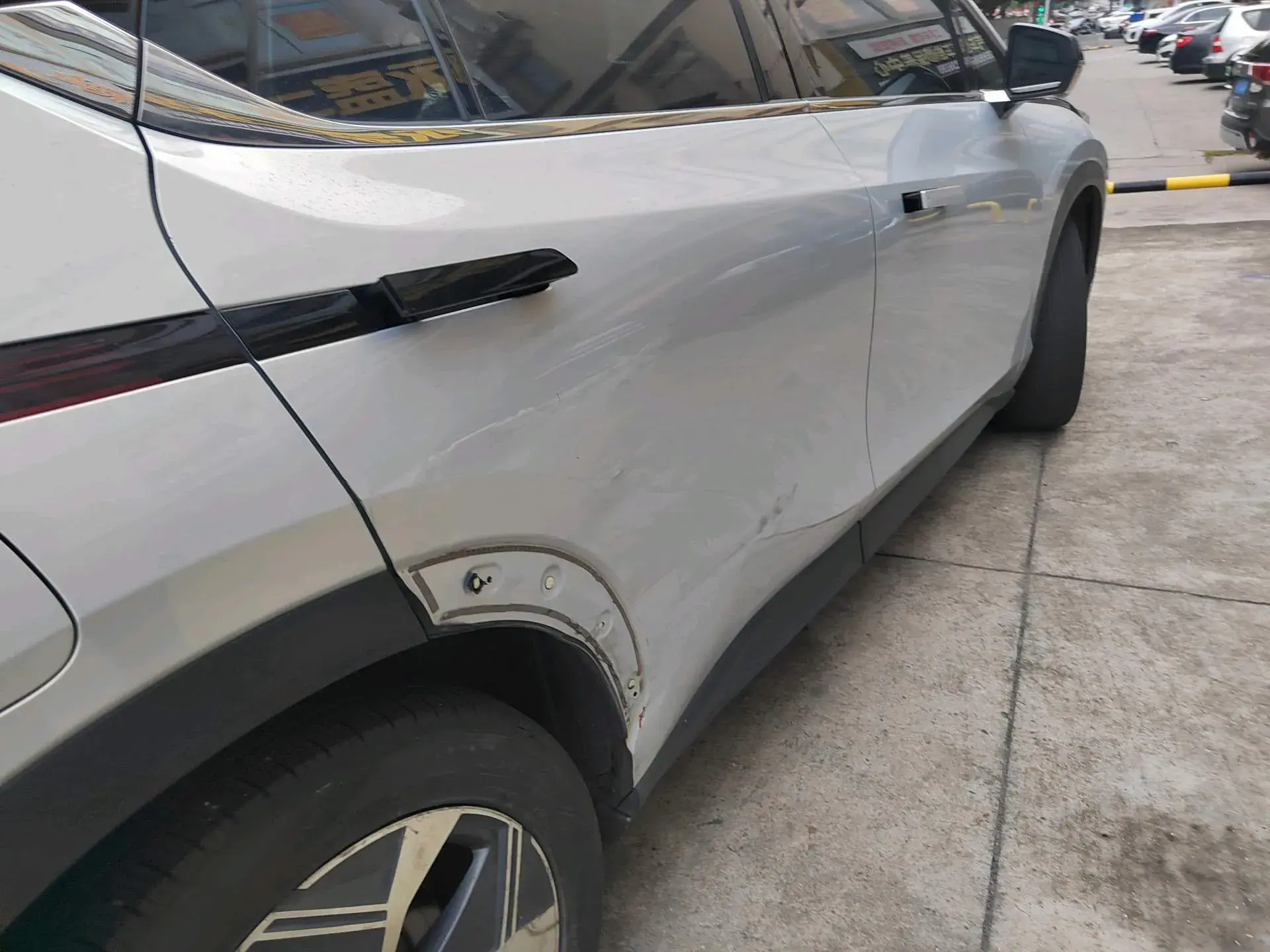 2022 AION V thumbnail 4