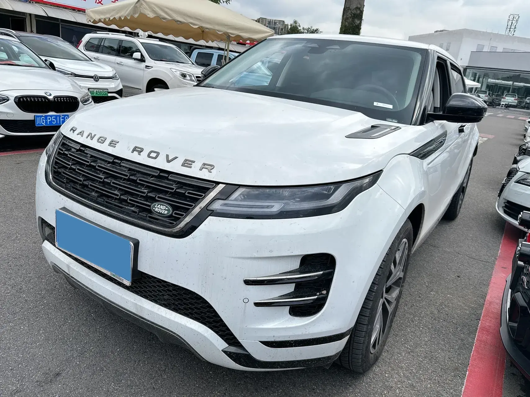 2024 LAND ROVER view 1