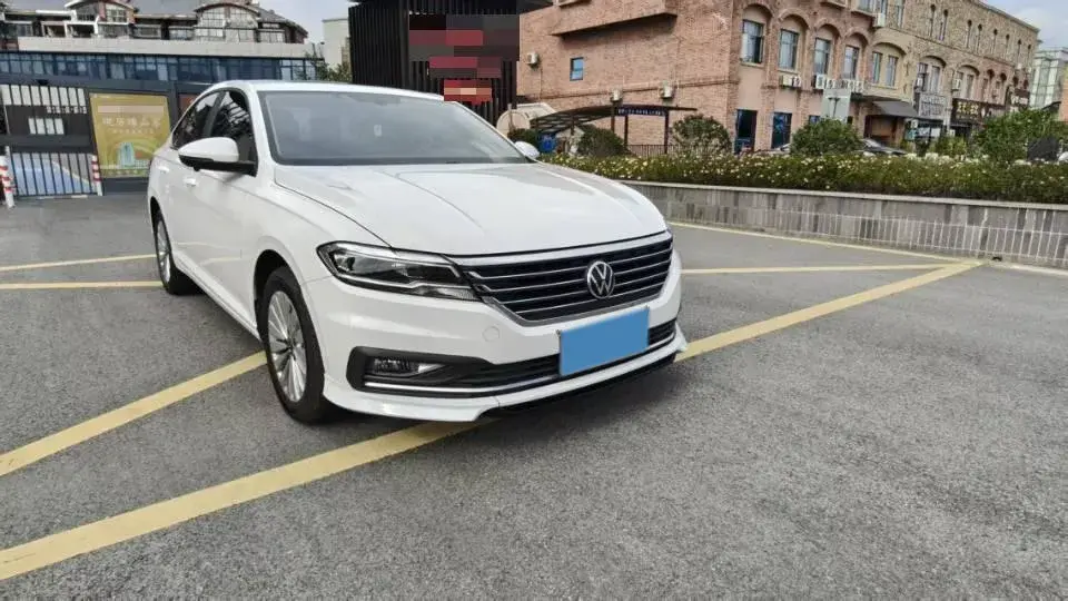 2021 VOLKSWAGEN LAVIDA thumbnail 3