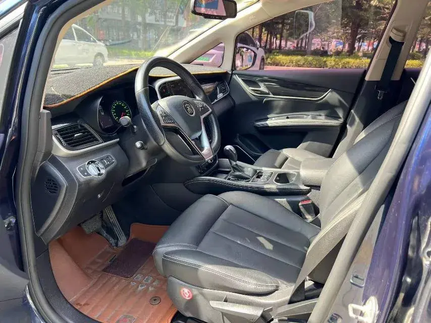 2018 BYD SONG thumbnail 4