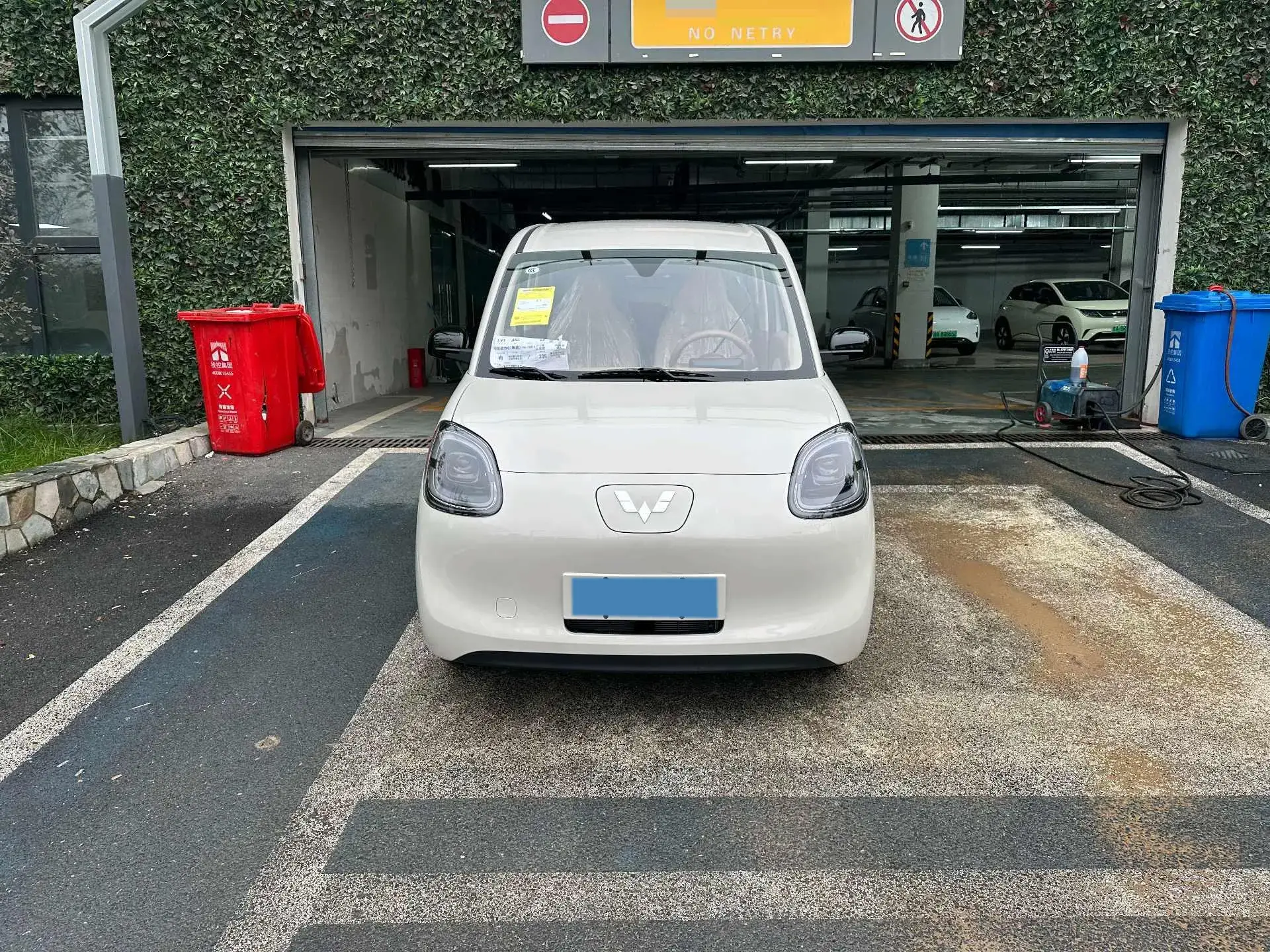 2025 WULING HONGGUANG thumbnail 2