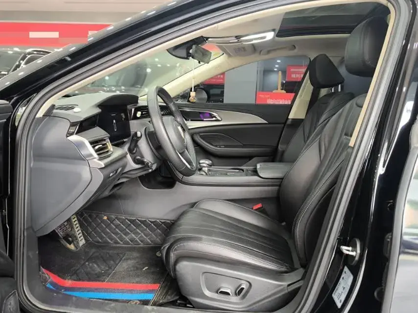 2023 HONGQI H5 thumbnail 4