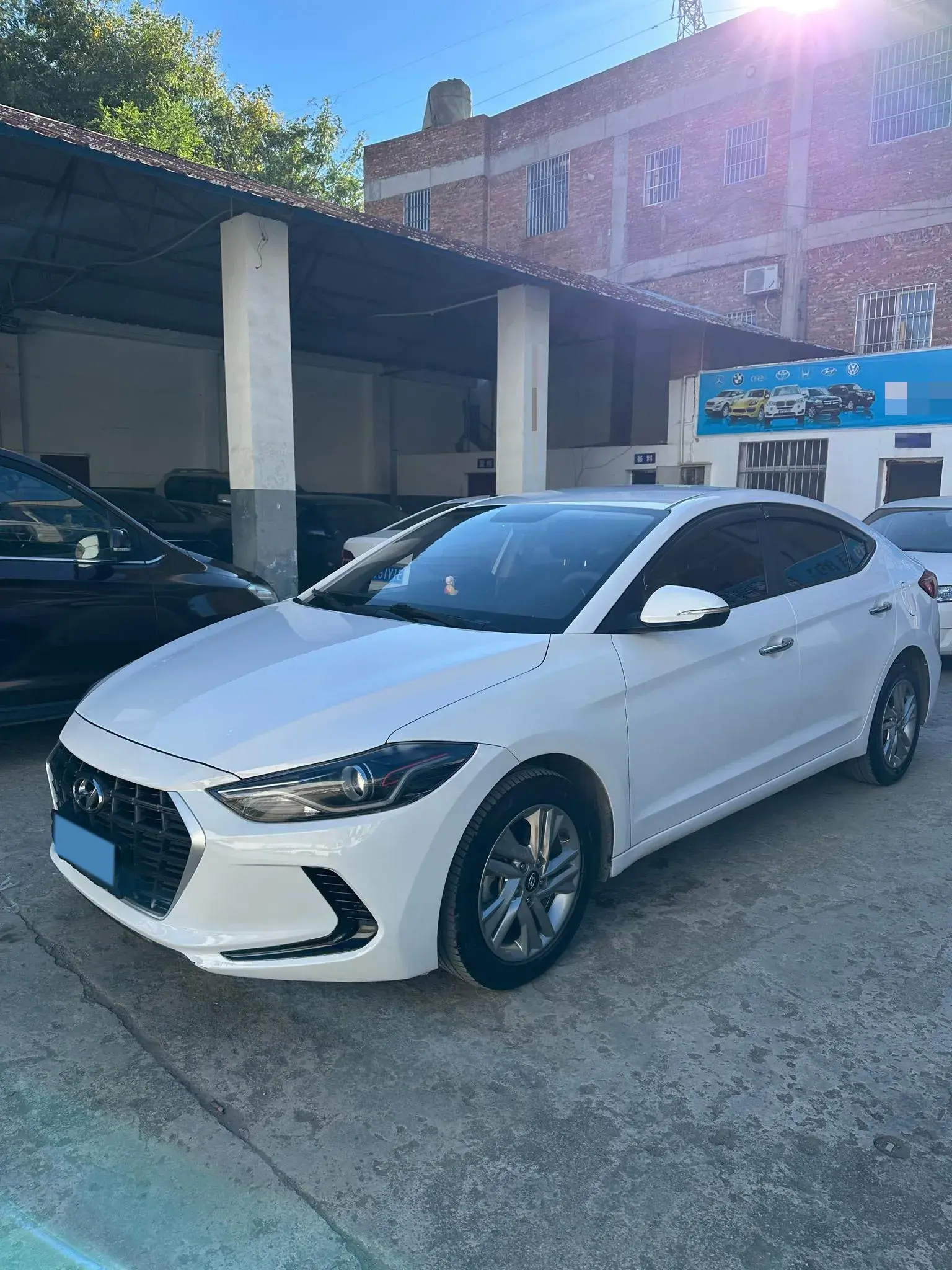 2020 HYUNDAI ELANTRA view 1