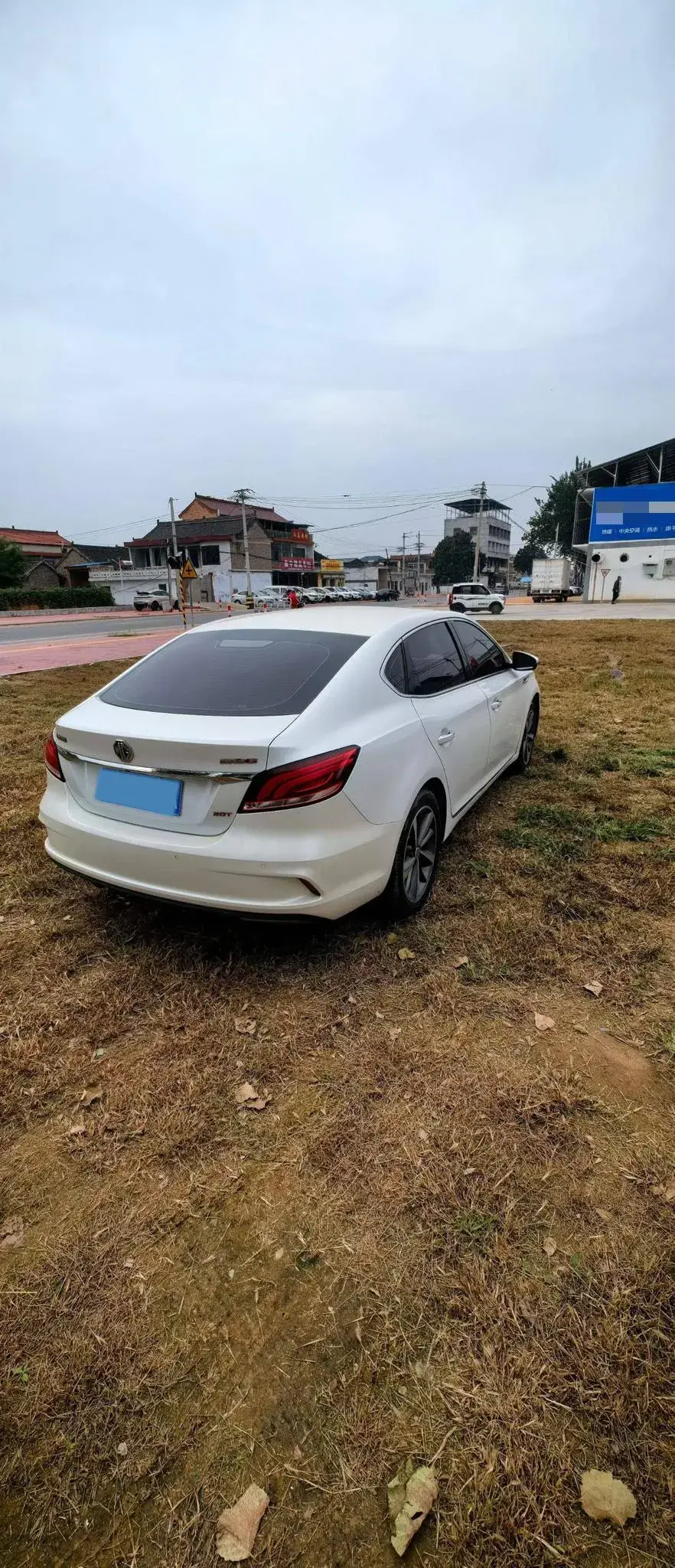 2018 MG MG6 thumbnail 3