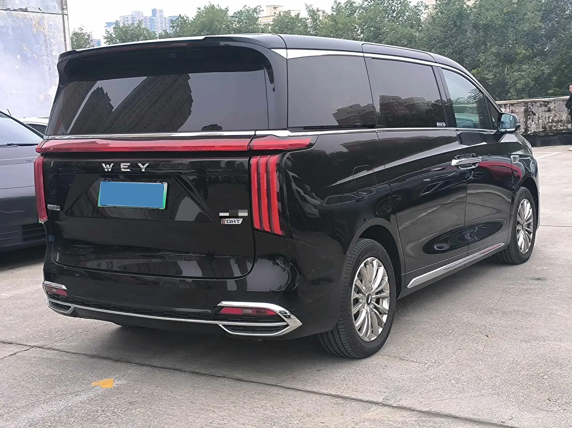2024 HONGQI HQ9 thumbnail 2