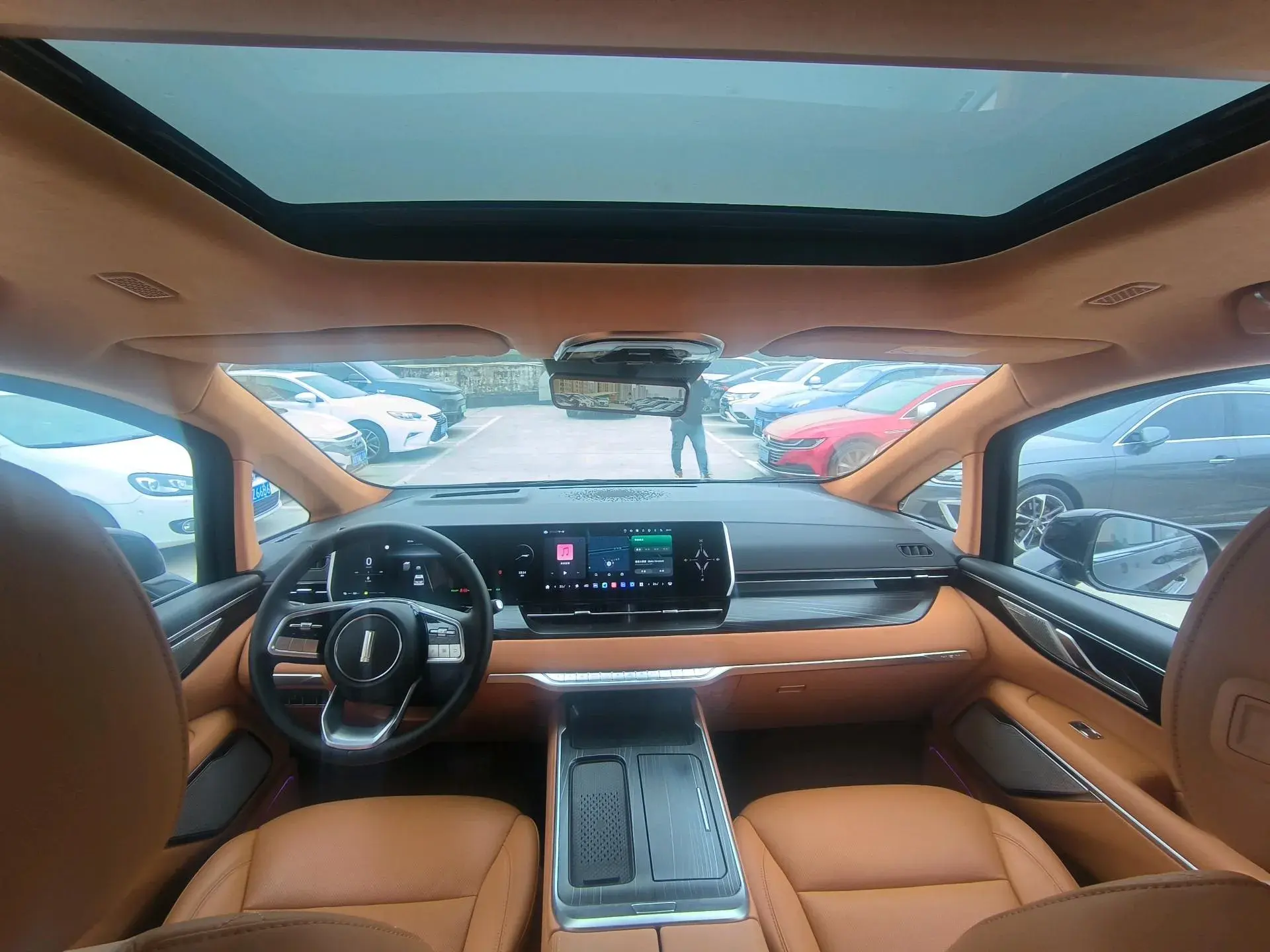 2024 HONGQI HQ9 thumbnail 4