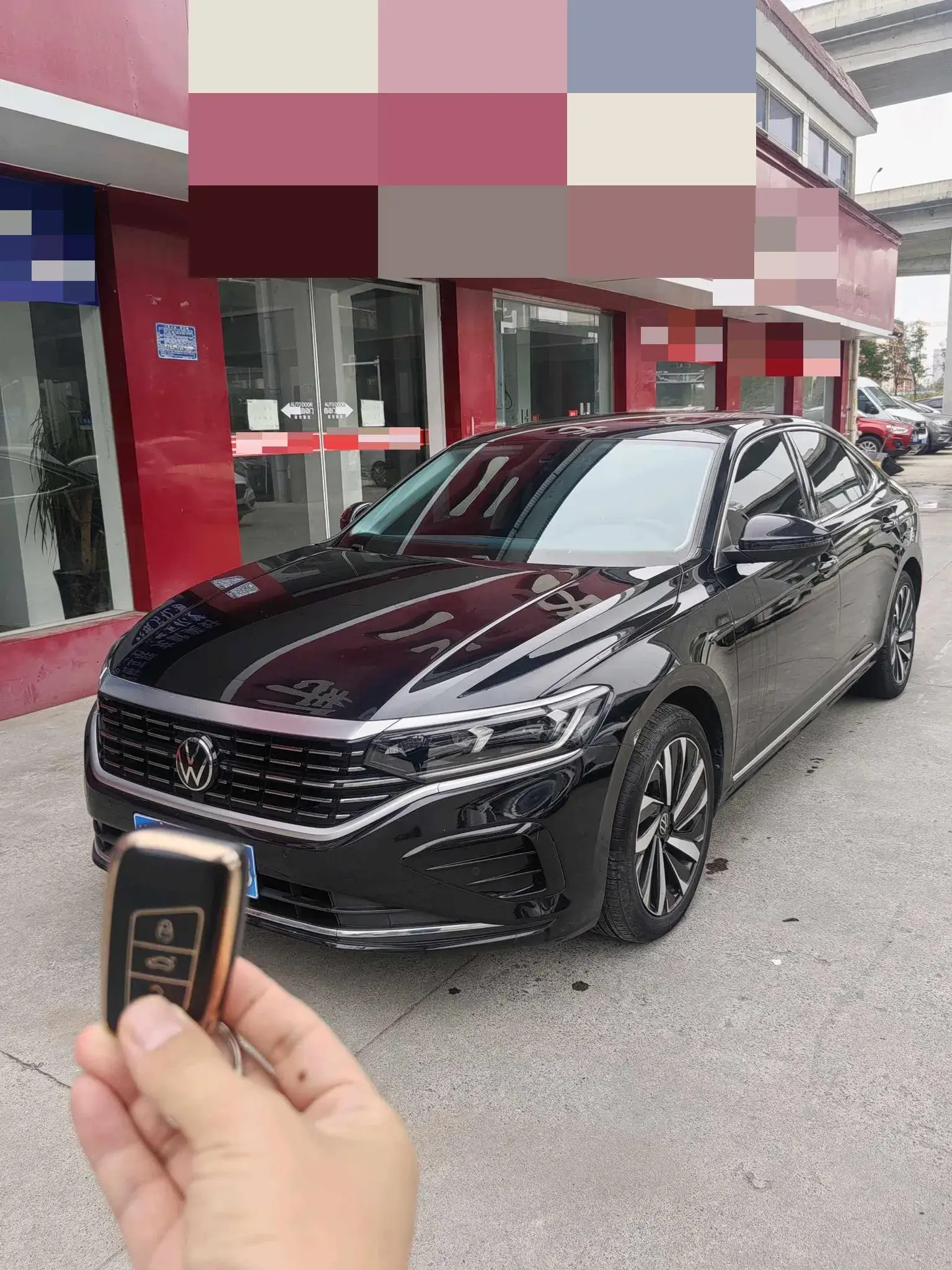 2023 VOLKSWAGEN PASSAT view 1