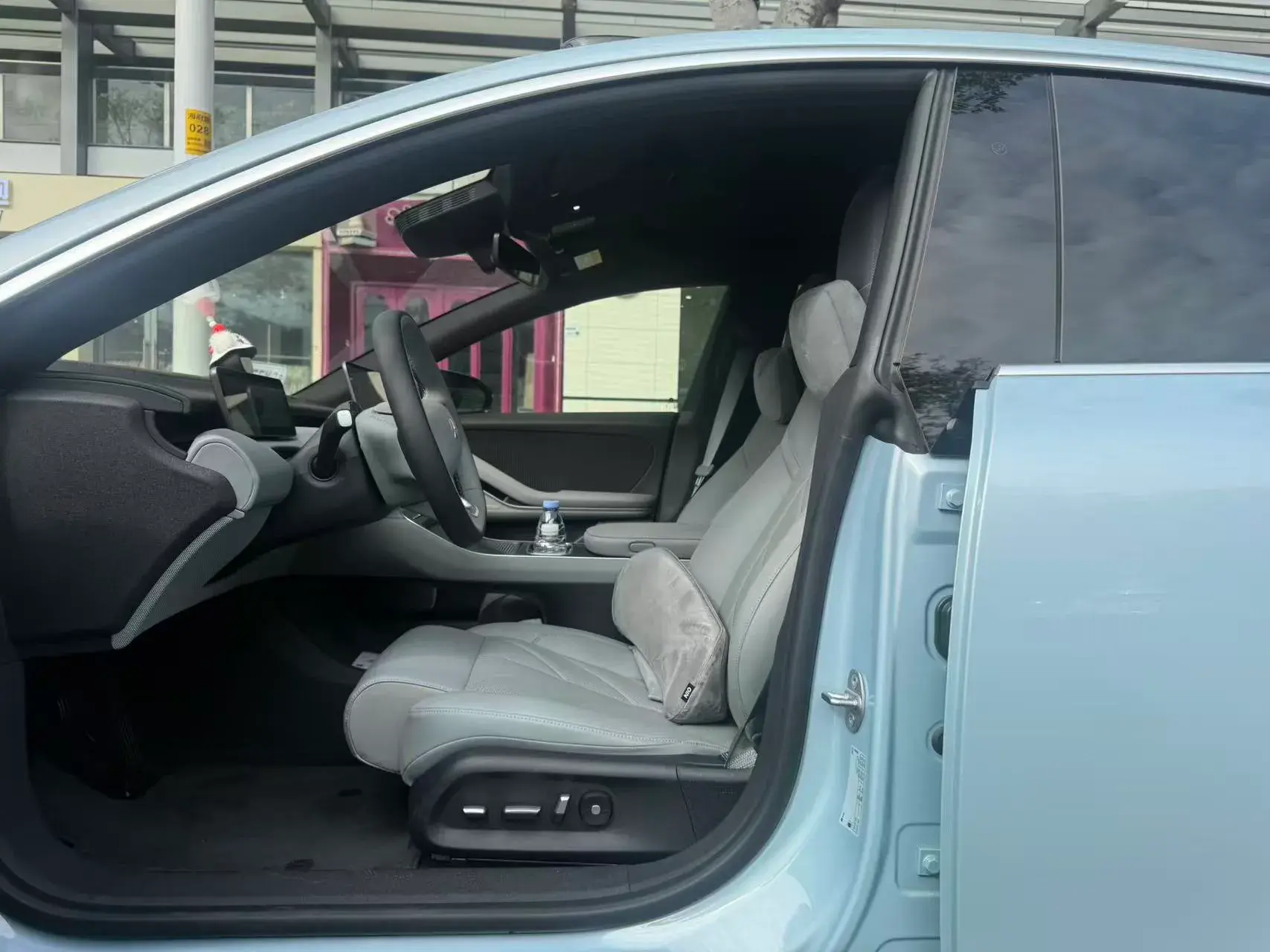 2024 NIO ET5 thumbnail 2