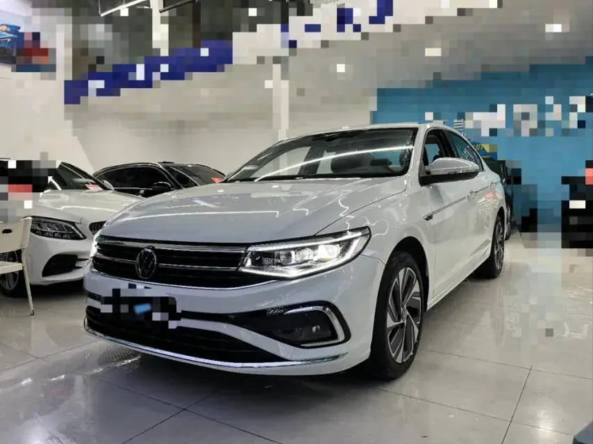 2024 VOLKSWAGEN BORA view 1