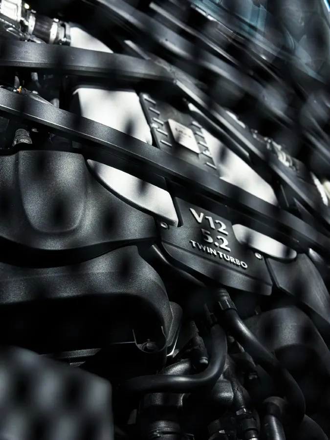 2019 Aston Martin DBS 5.2T 725HP V12 8AT,autocango,china used car exporter,china ev exporter,chinese used car exporter,chinese used ev exporter